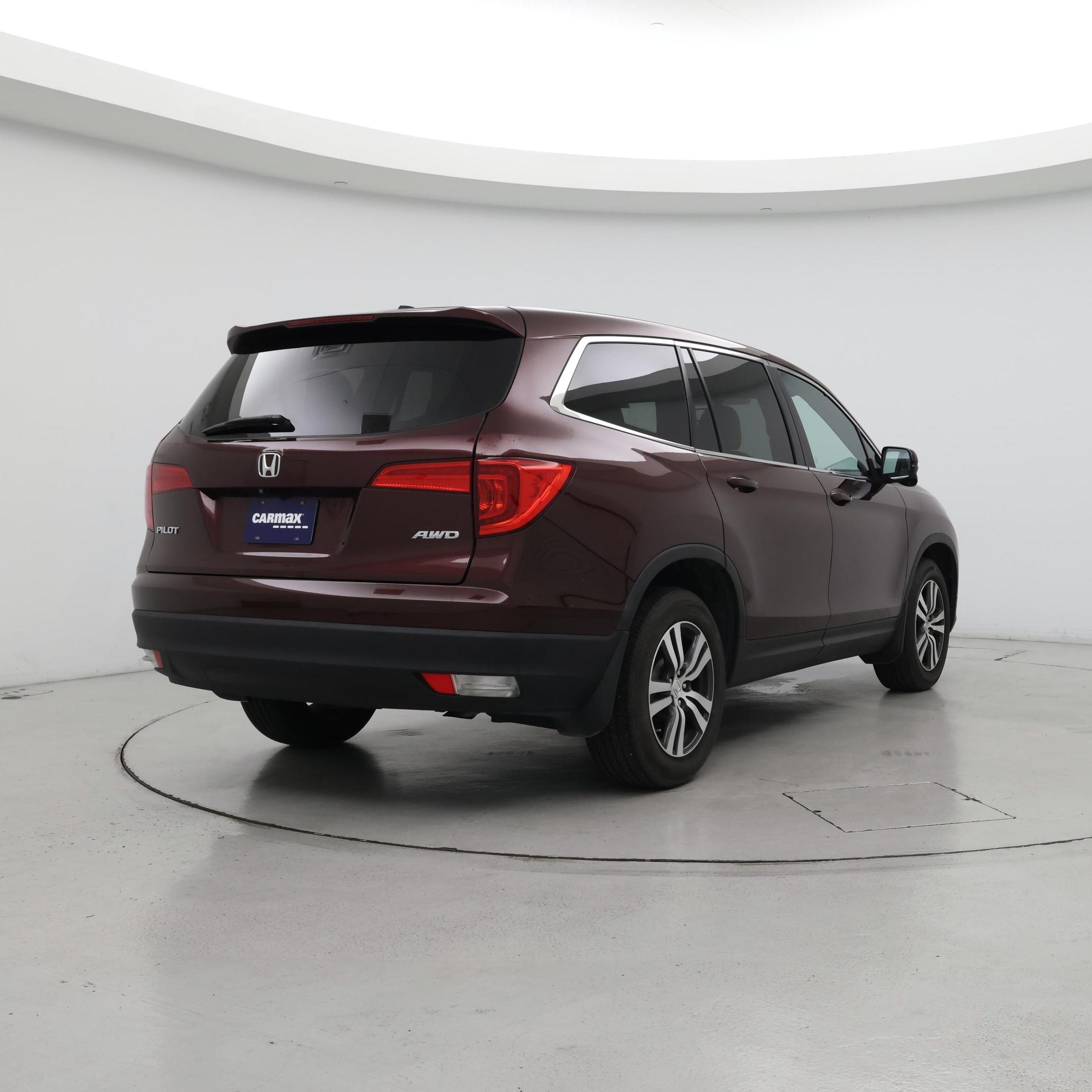 Thumbnail: 2016 Honda Pilot - 8