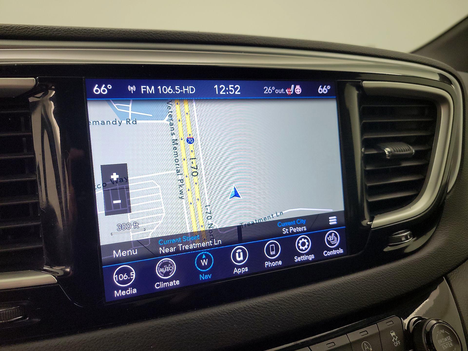 Thumbnail: 2020 Chrysler Pacifica - 14