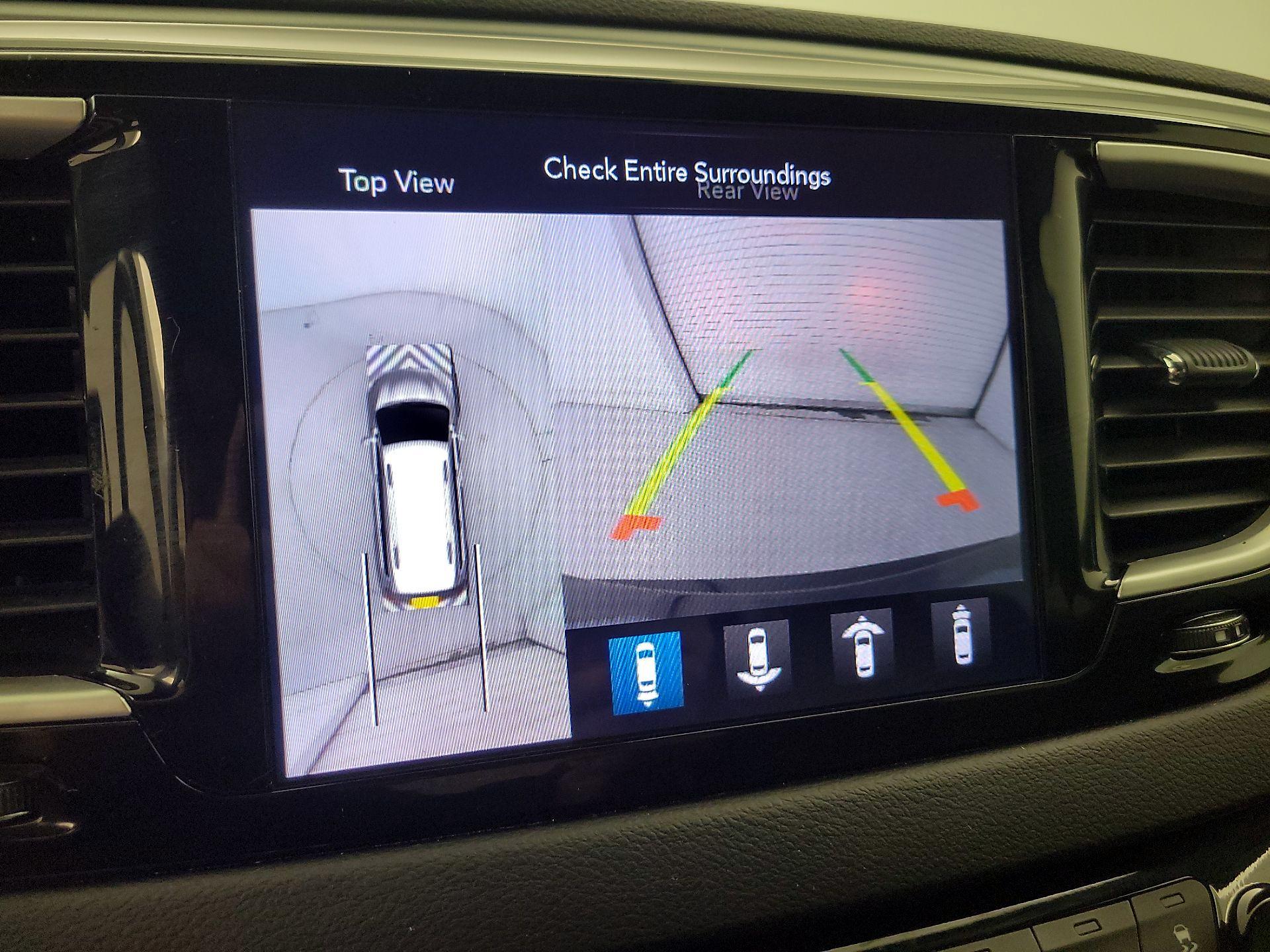 Thumbnail: 2020 Chrysler Pacifica - 15