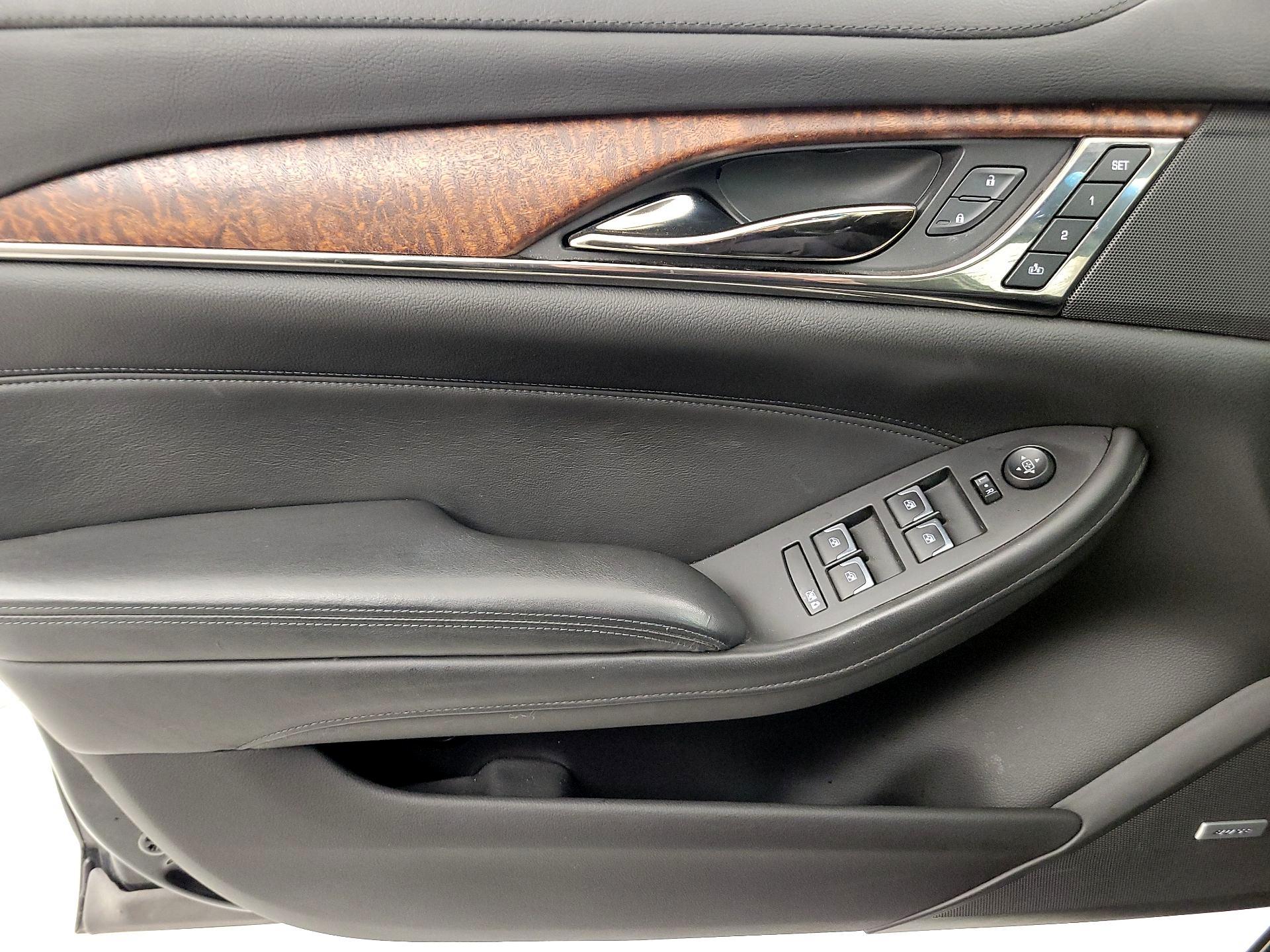 Thumbnail: 2019 Cadillac CTS - 12