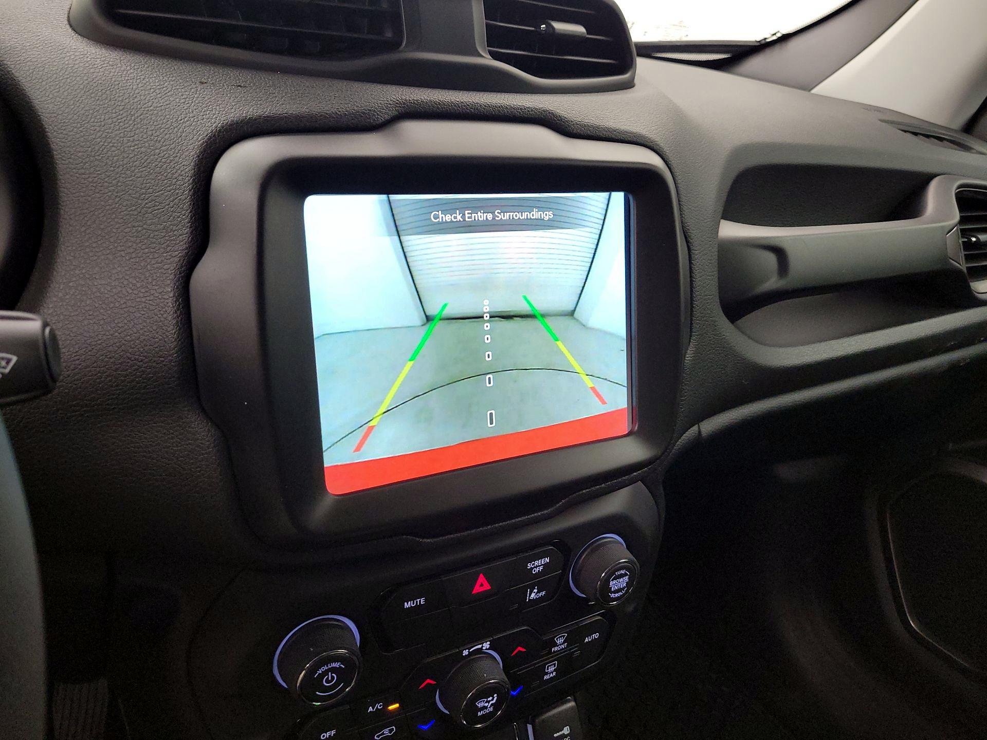 Thumbnail: 2022 Jeep Renegade - 15