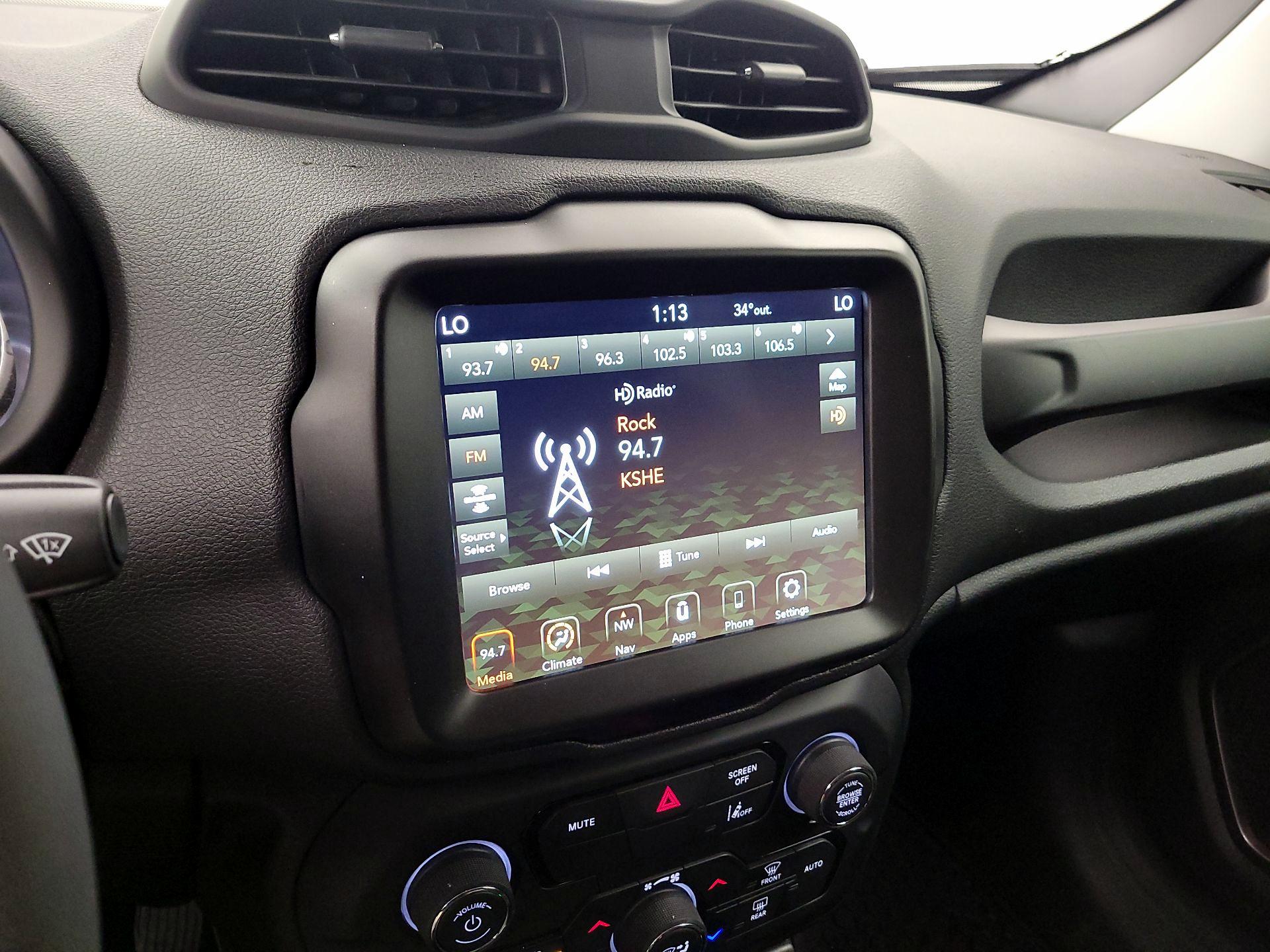 Thumbnail: 2022 Jeep Renegade - 16