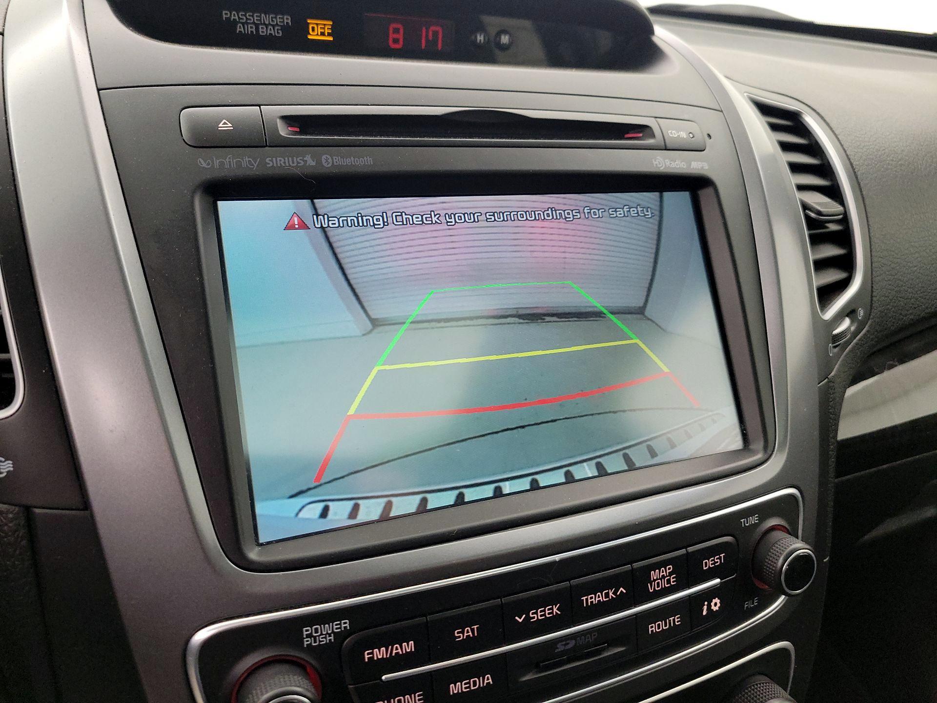 Thumbnail: 2014 Kia Sorento - 15