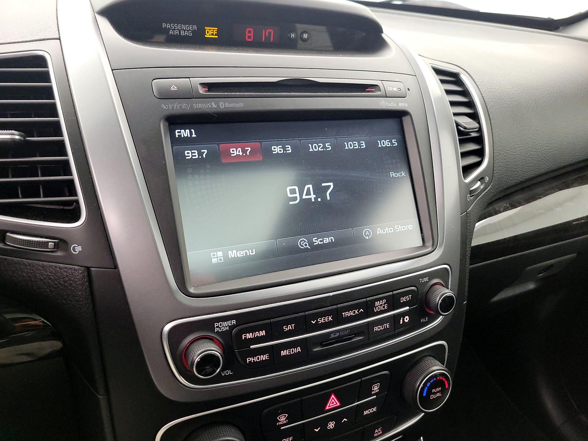 Thumbnail: 2014 Kia Sorento - 16