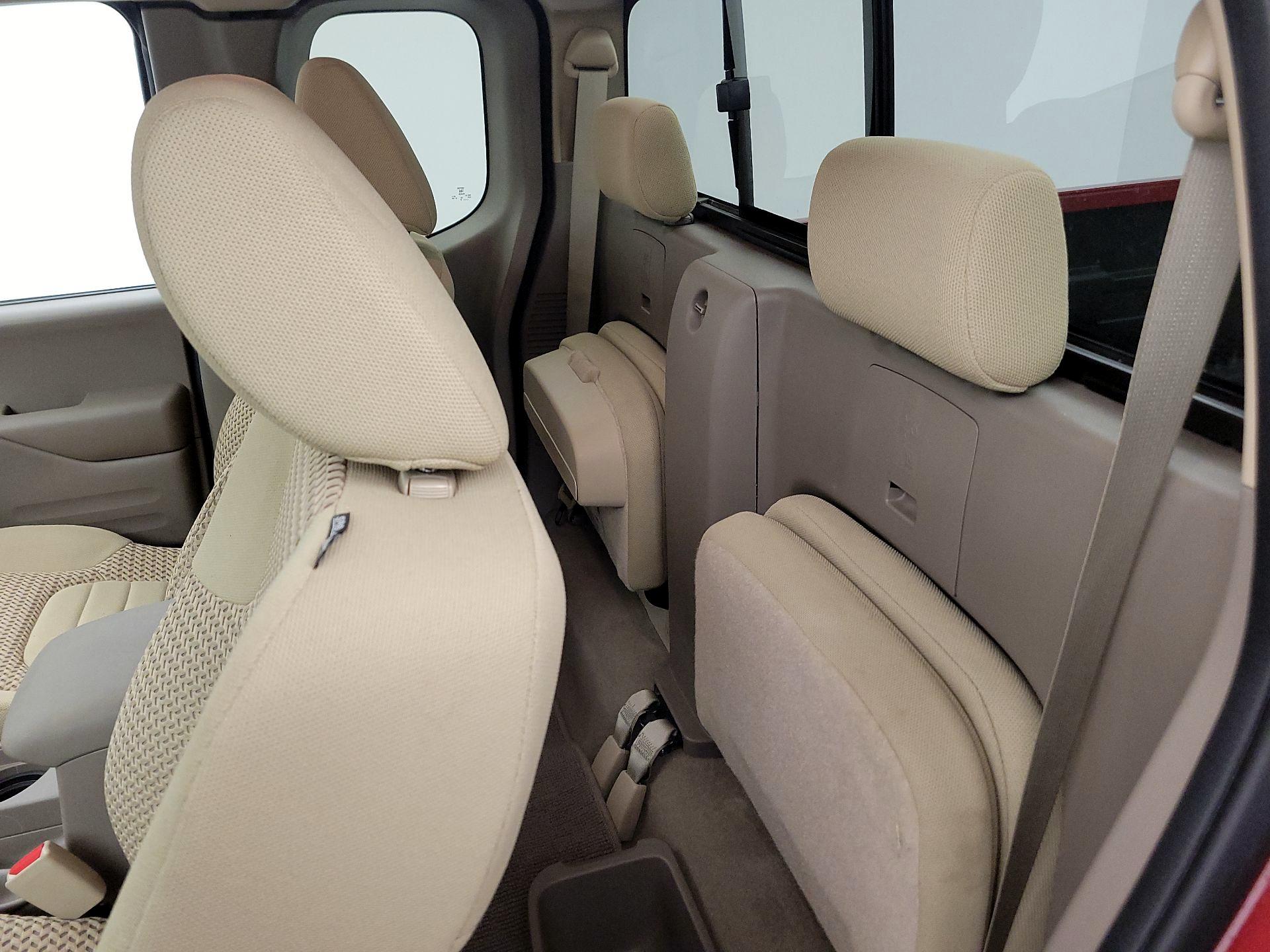 Thumbnail: 2019 Nissan Frontier - 19