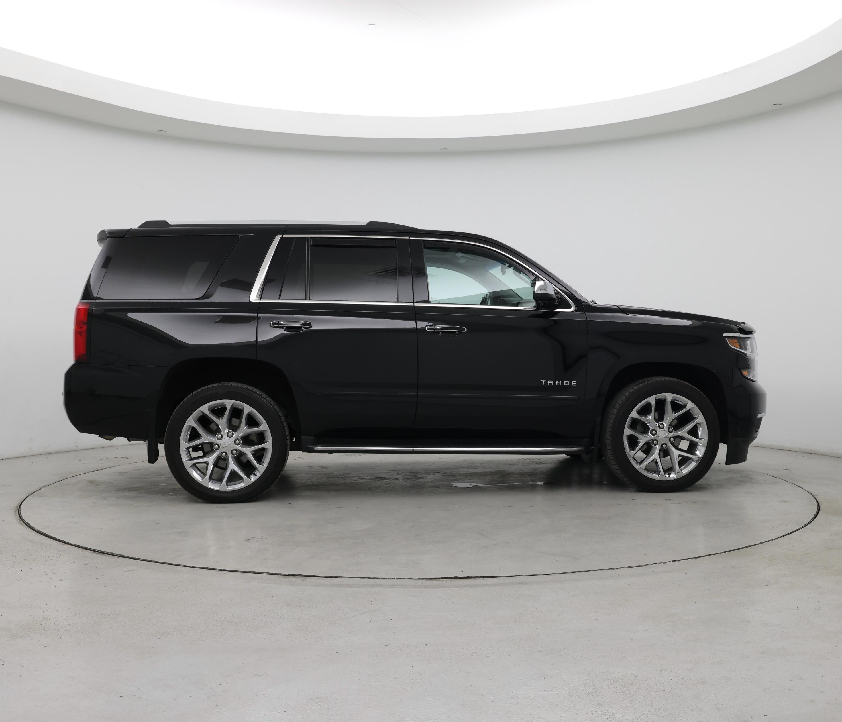 Thumbnail: 2018 Chevrolet Tahoe - 7