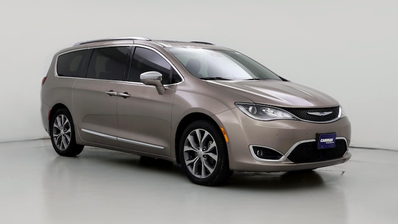 2018 Chrysler Pacifica Limited Hero Image