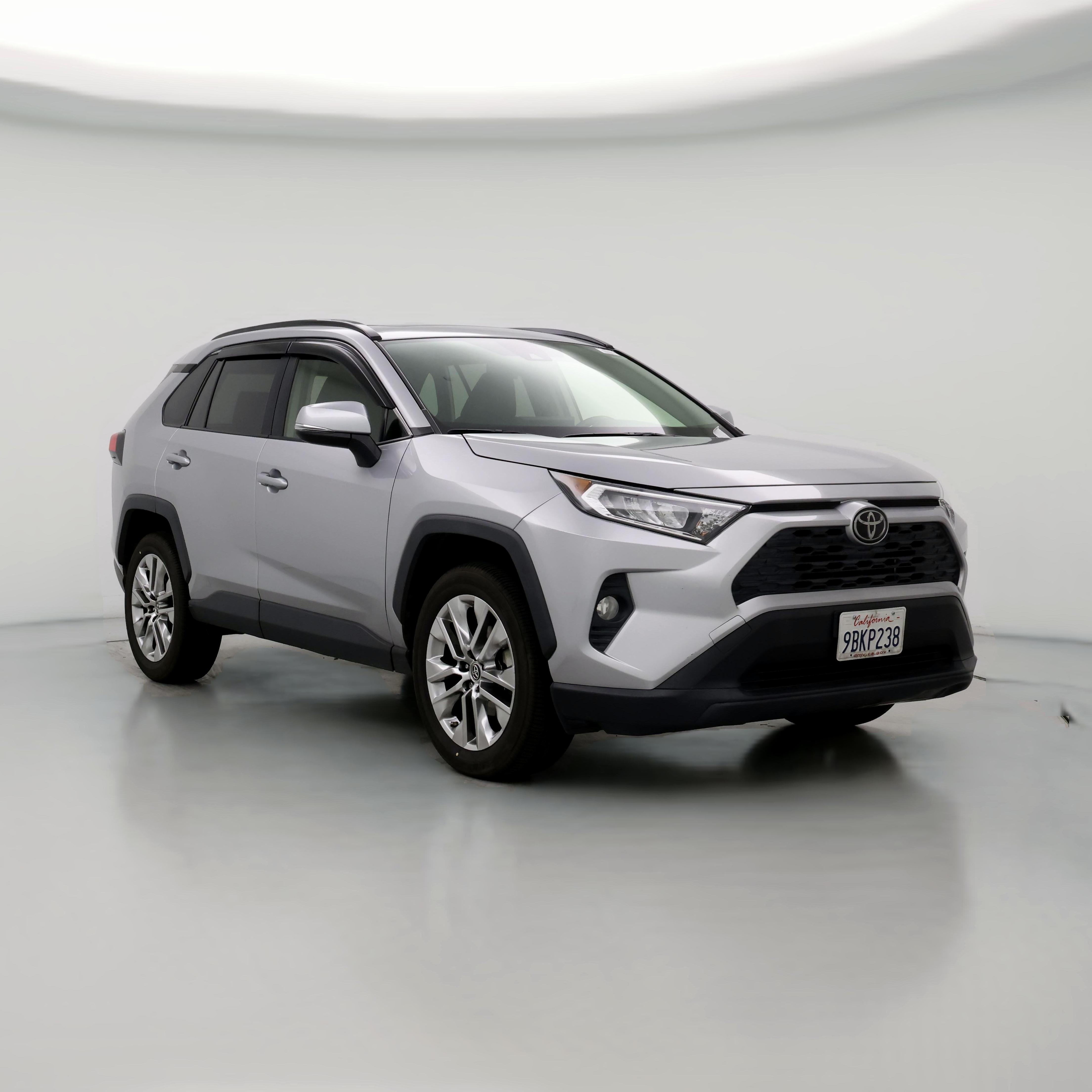 2019 Toyota RAV4 Price, Value, Ratings & Reviews | Kelley Blue Book