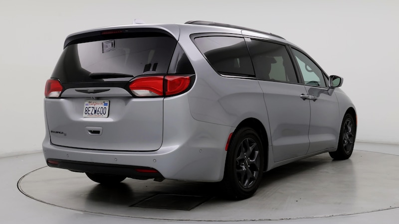 2018 Chrysler Pacifica Touring L 8