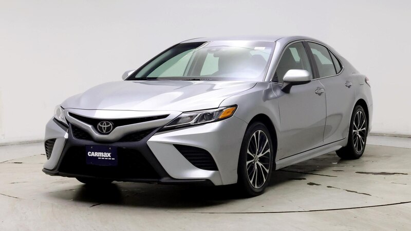 2020 Toyota Camry SE 4