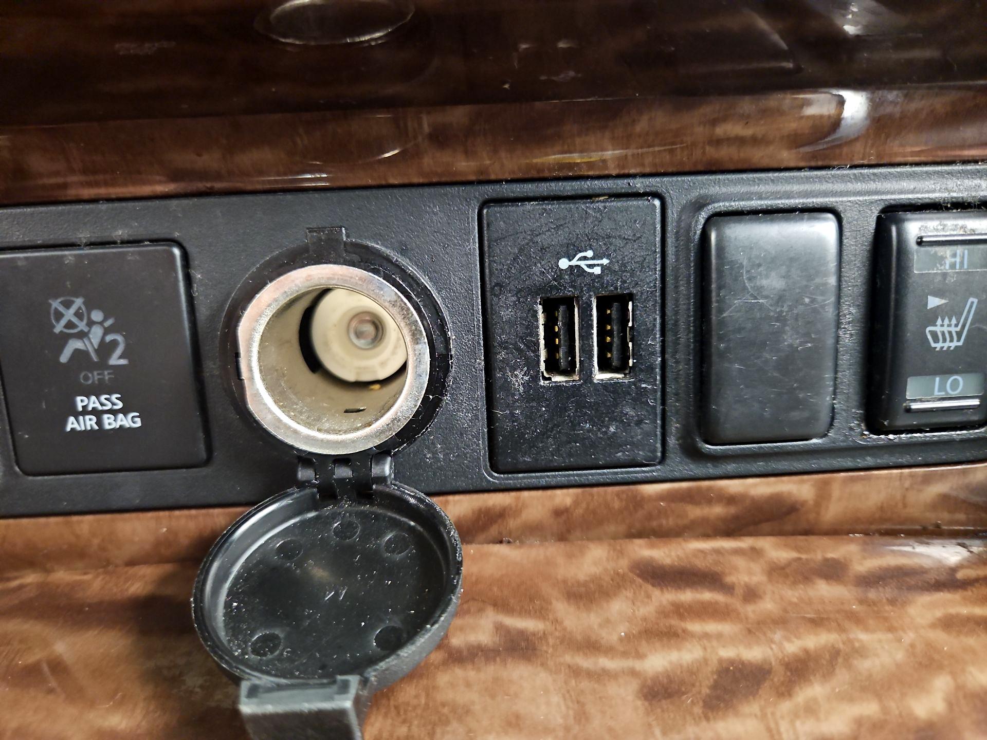 Thumbnail: 2019 Nissan Armada - 19