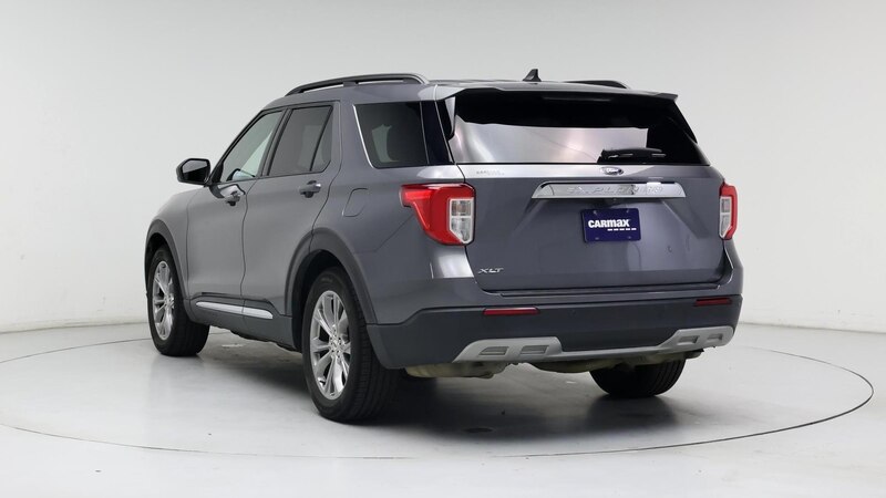 2021 Ford Explorer XLT 2