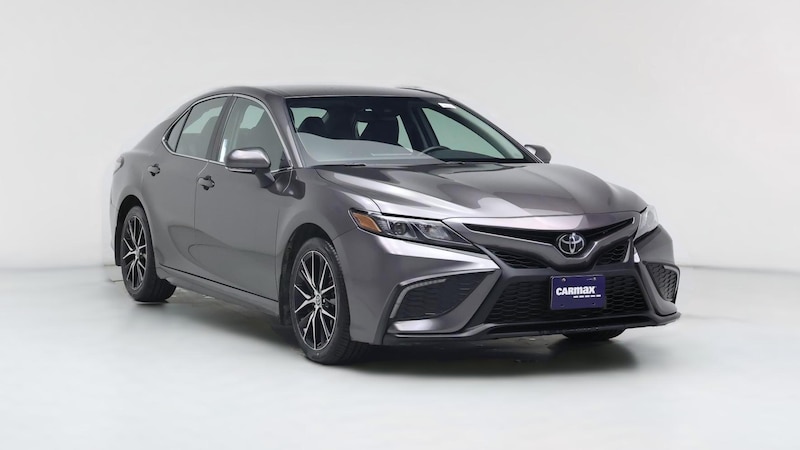 2023 Toyota Camry SE Hero Image