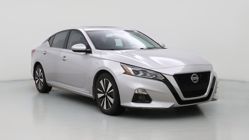 2020 Nissan Altima SL Hero Image