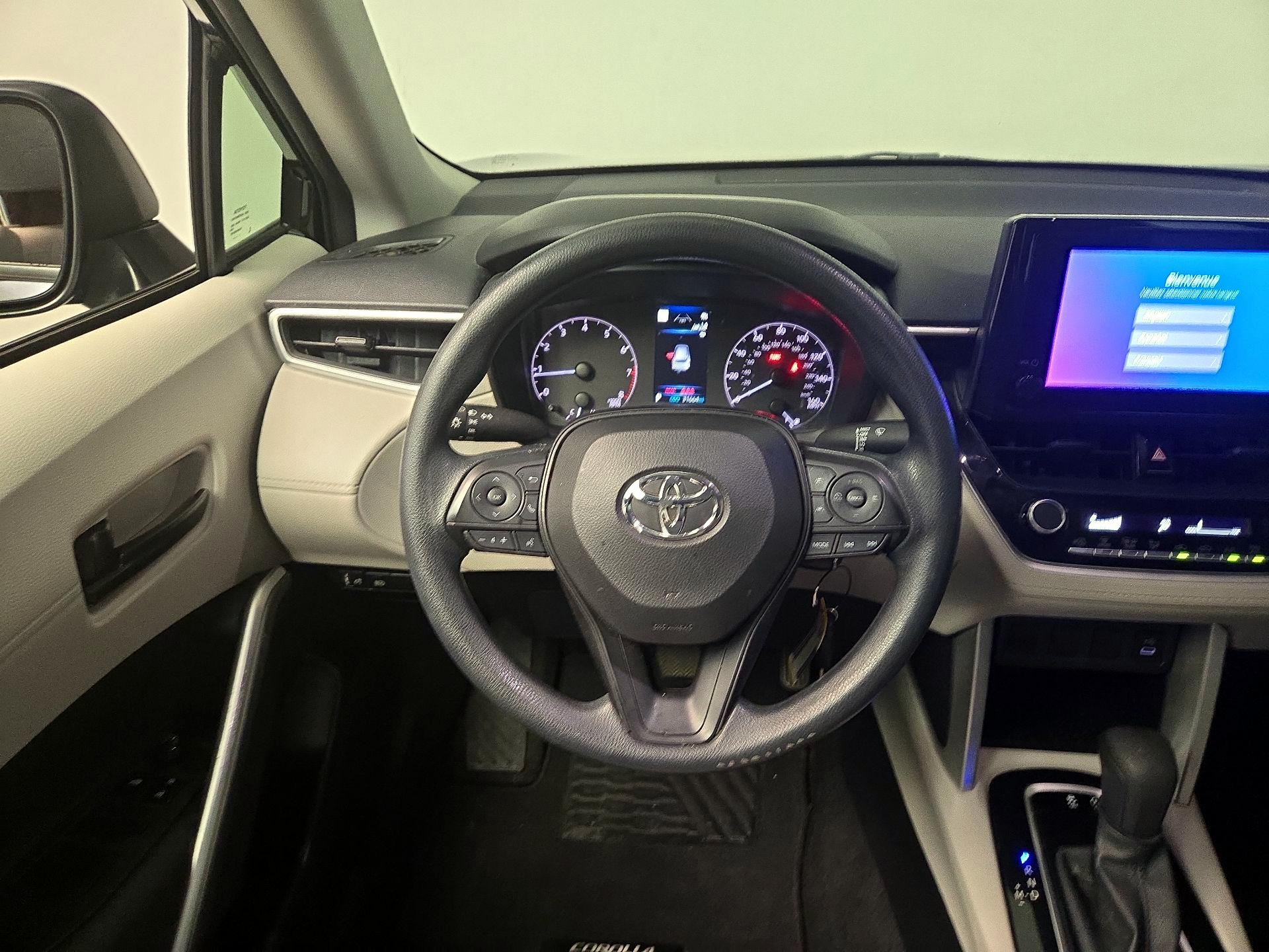 Thumbnail: 2023 Toyota Corolla Cross - 10