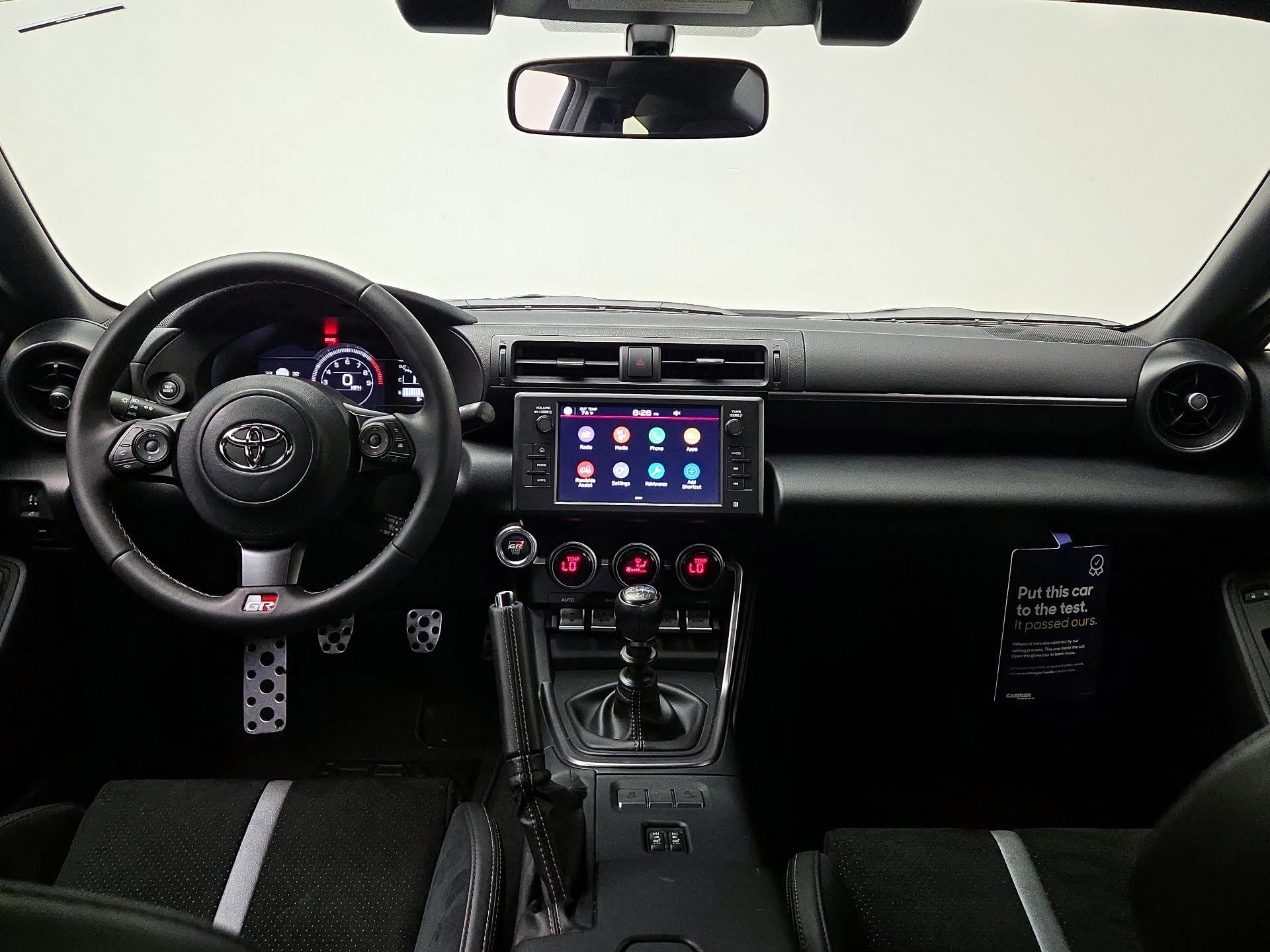 Thumbnail: 2024 Toyota GR86 - 9