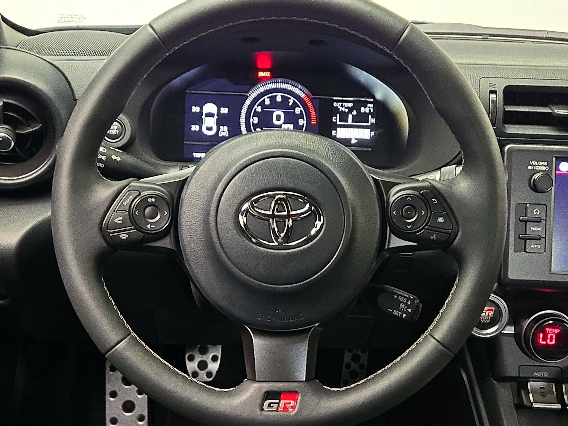 Thumbnail: 2024 Toyota GR86 - 10
