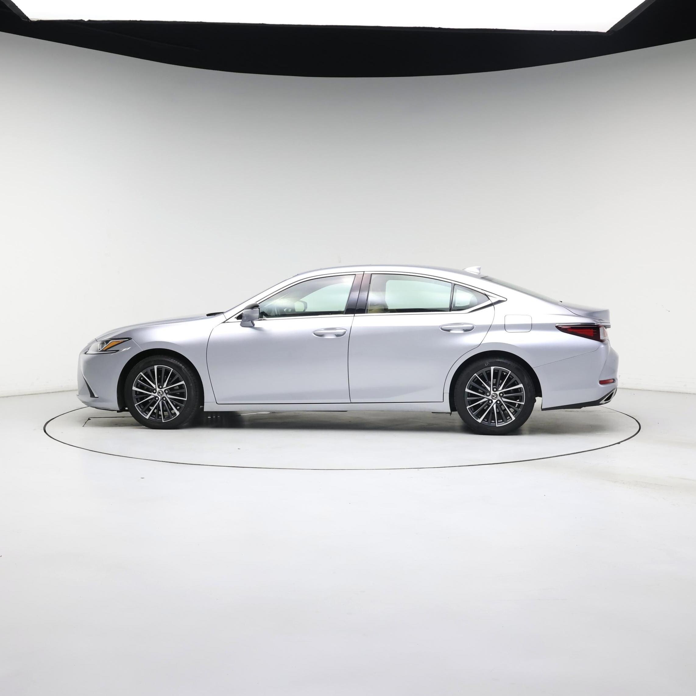 Thumbnail: 2022 Lexus ES - 3