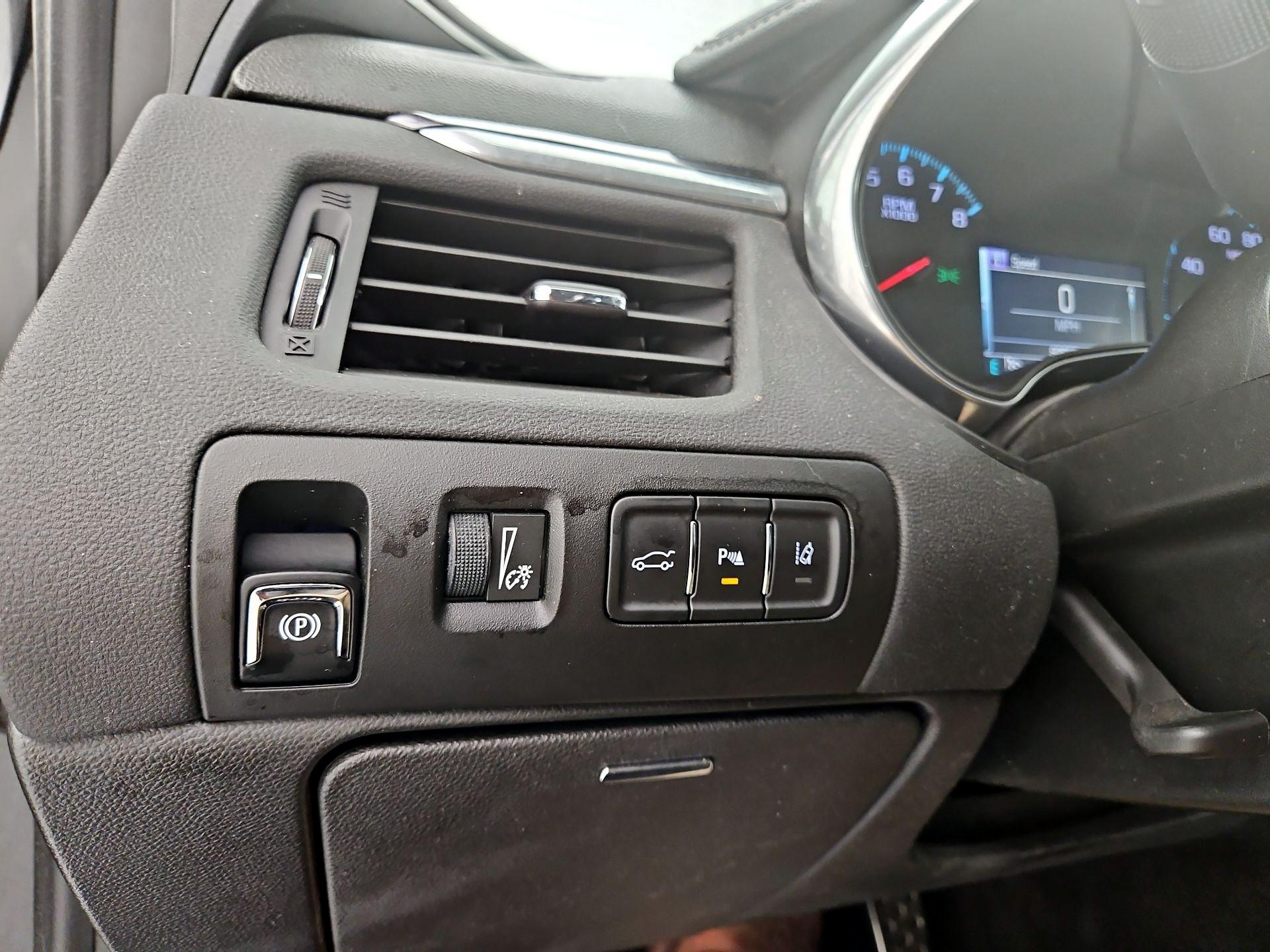 Thumbnail: 2016 Chevrolet Impala - 13