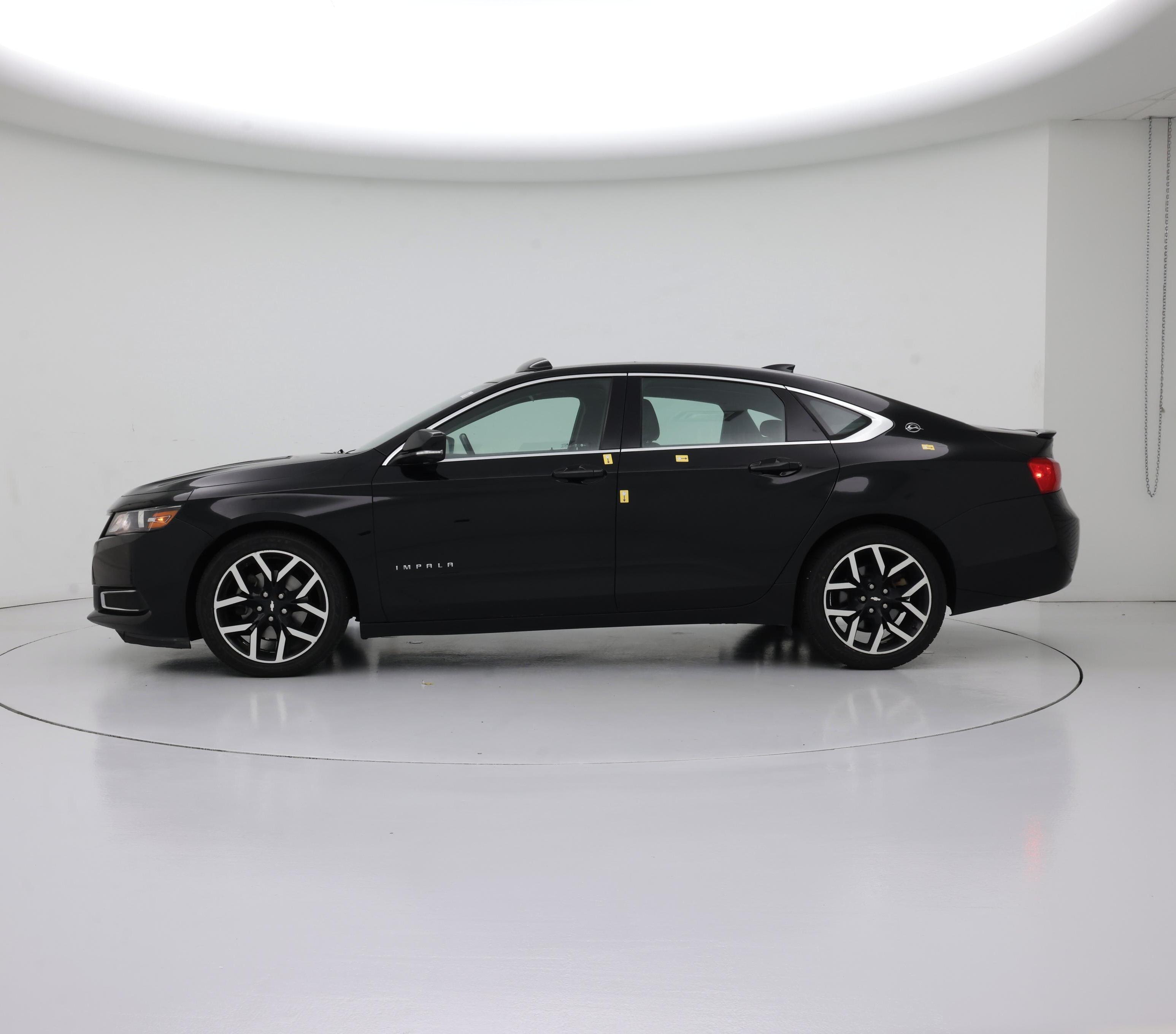 Thumbnail: 2016 Chevrolet Impala - 3