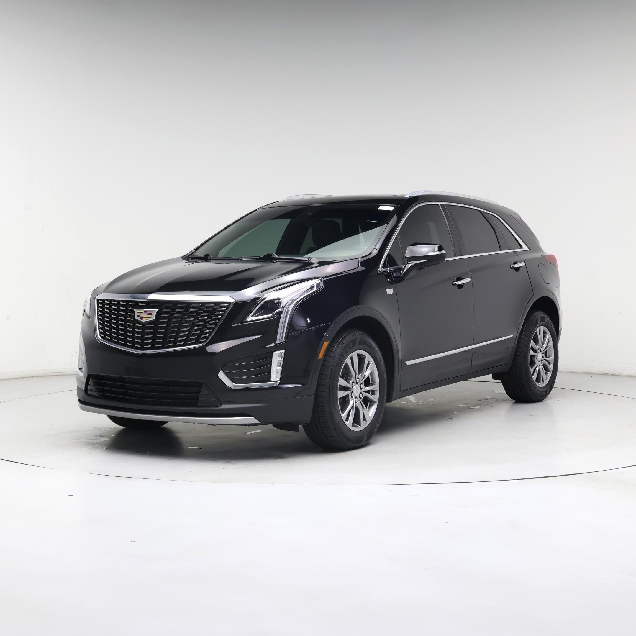 Thumbnail: 2021 Cadillac XT5 - 4