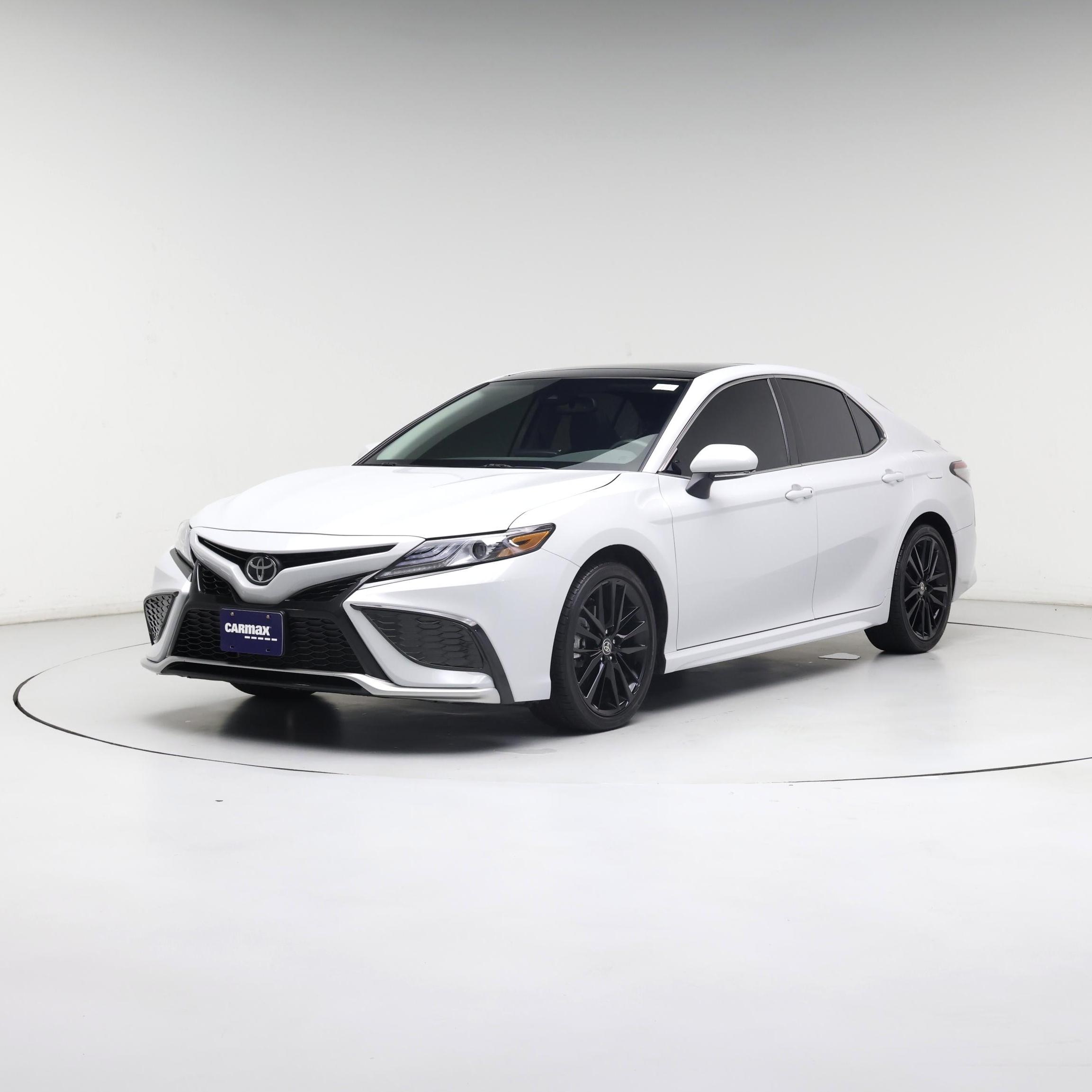Thumbnail: 2023 Toyota Camry - 4