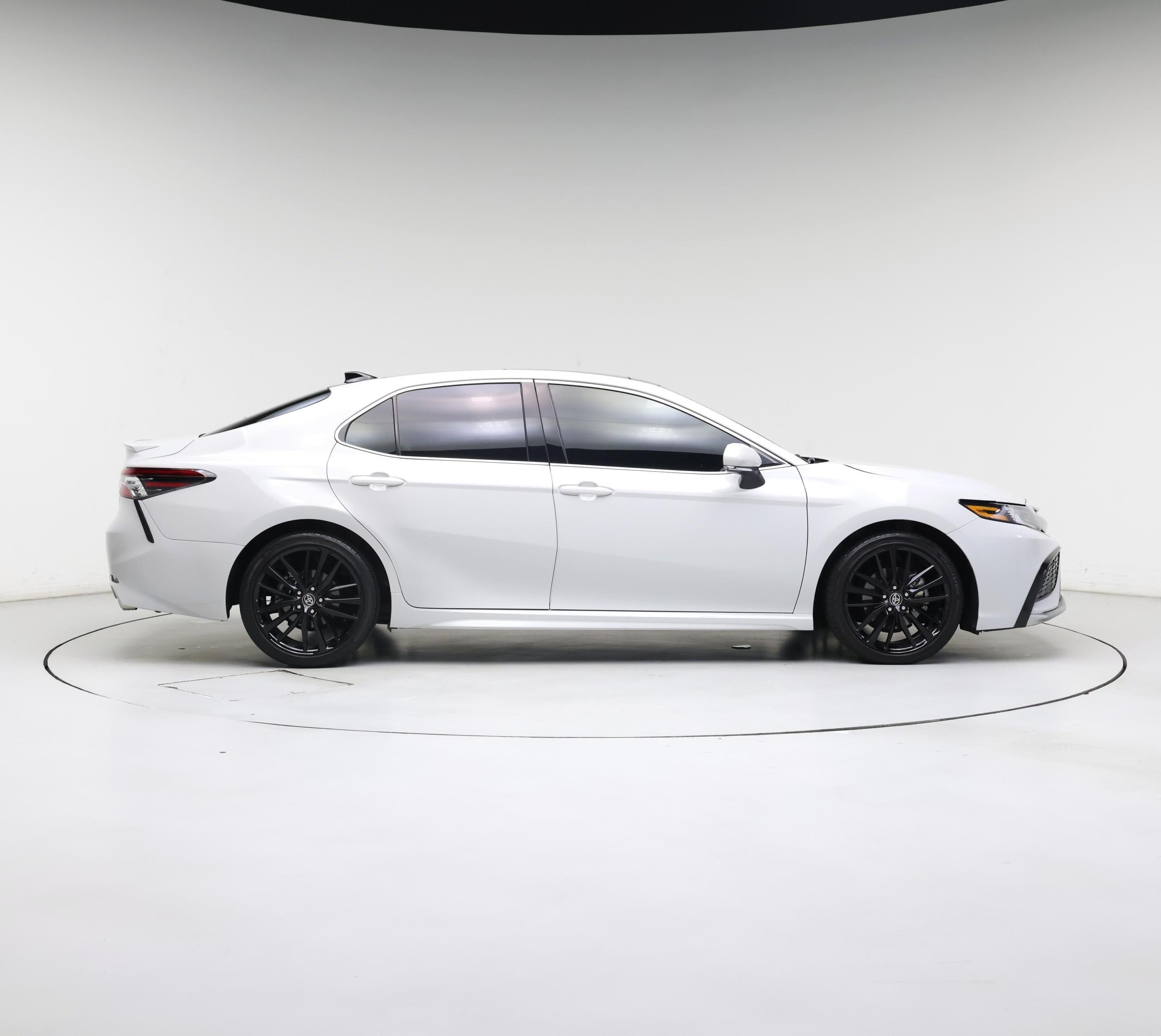 Thumbnail: 2023 Toyota Camry - 7