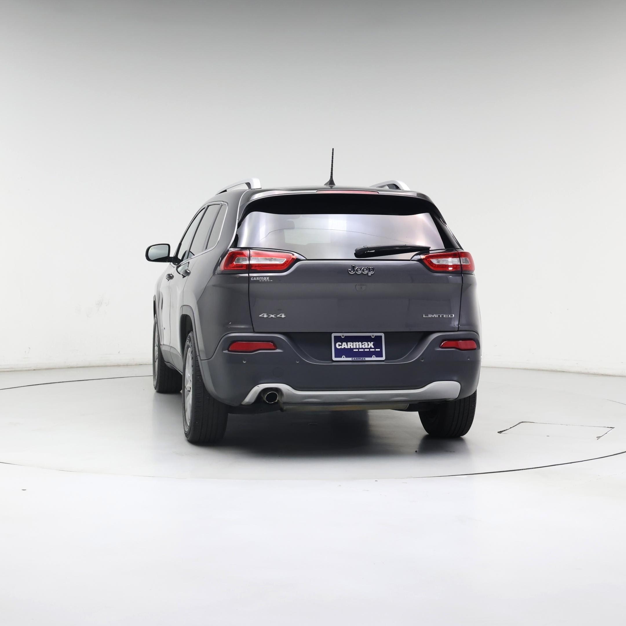 Thumbnail: 2018 Jeep Cherokee - 6