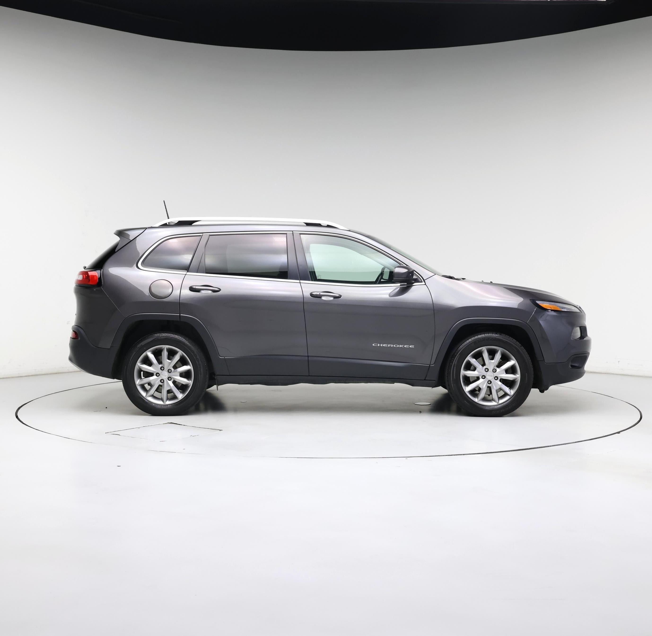 Thumbnail: 2018 Jeep Cherokee - 7