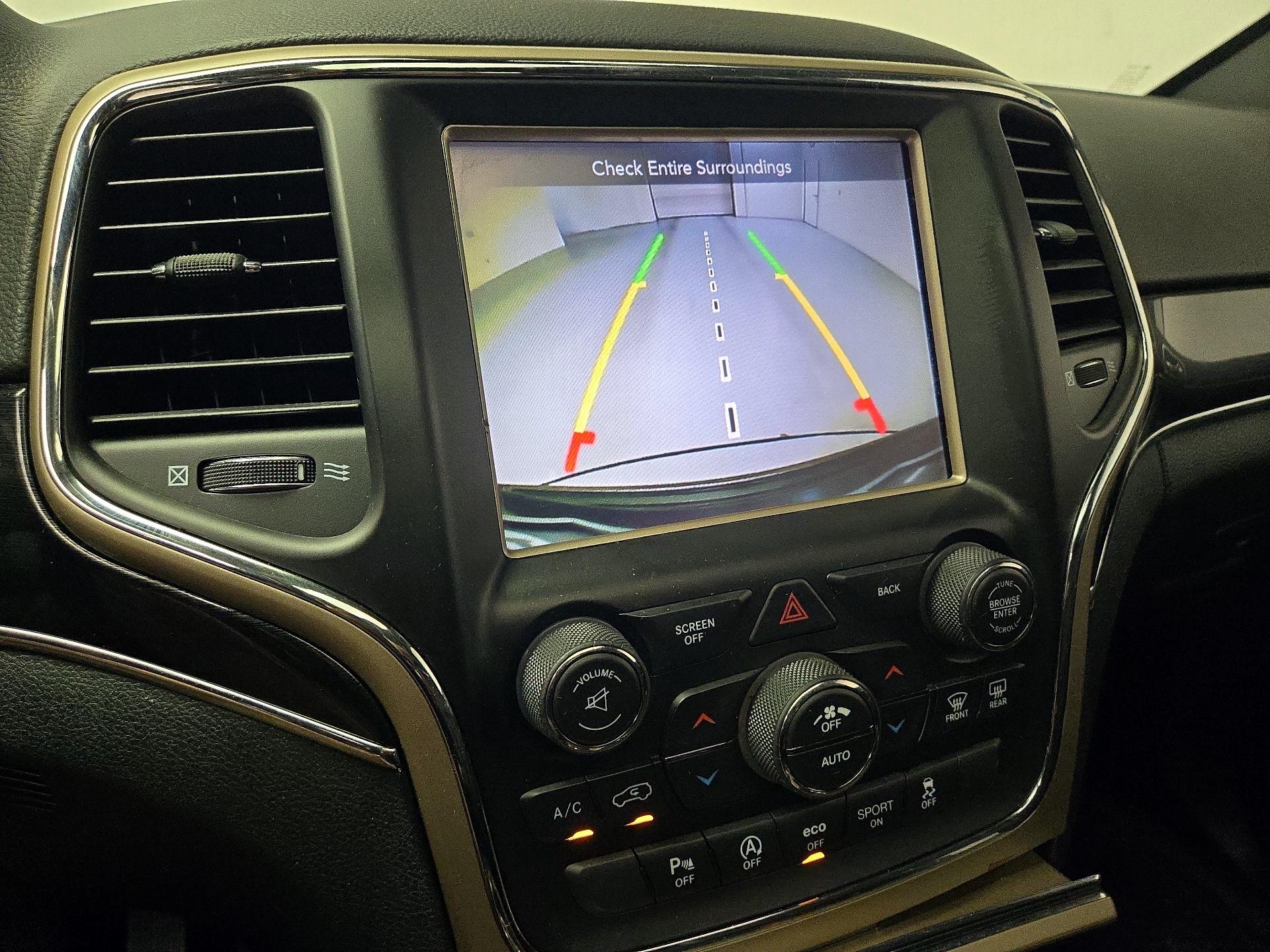 Thumbnail: 2016 Jeep Grand Cherokee - 15