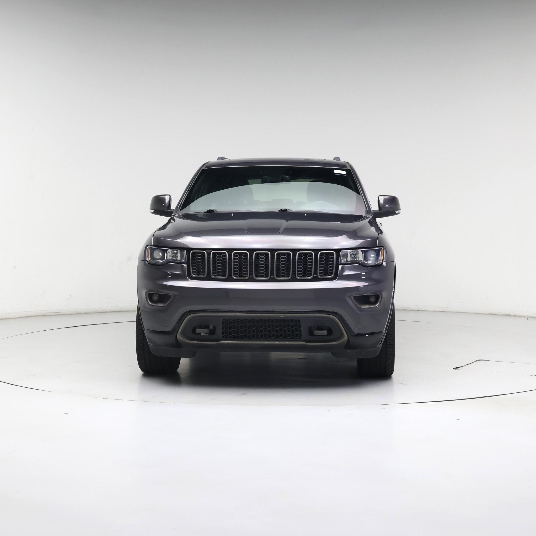 Thumbnail: 2016 Jeep Grand Cherokee - 5