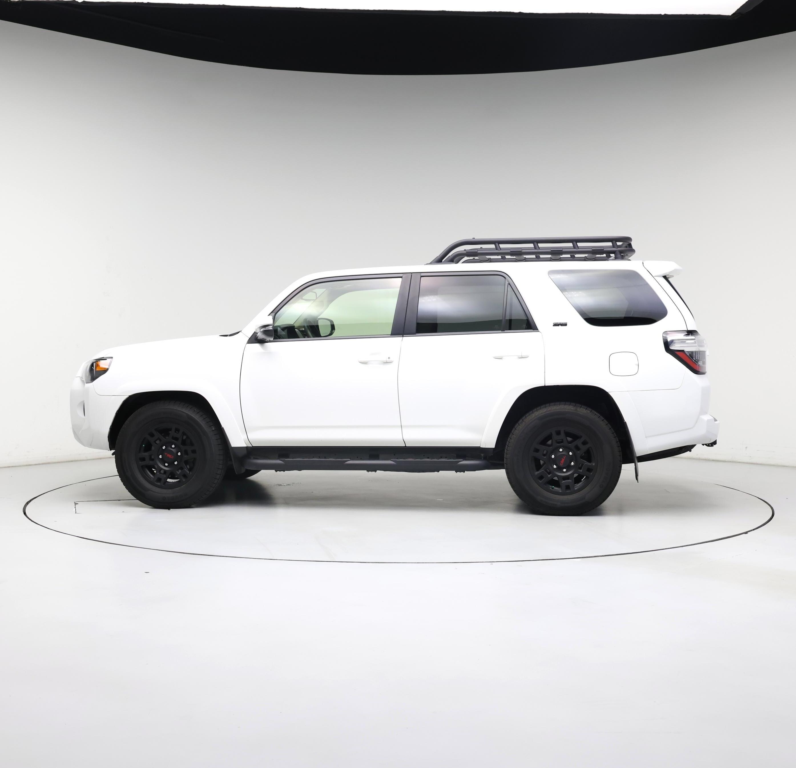 Thumbnail: 2022 Toyota 4Runner - 3