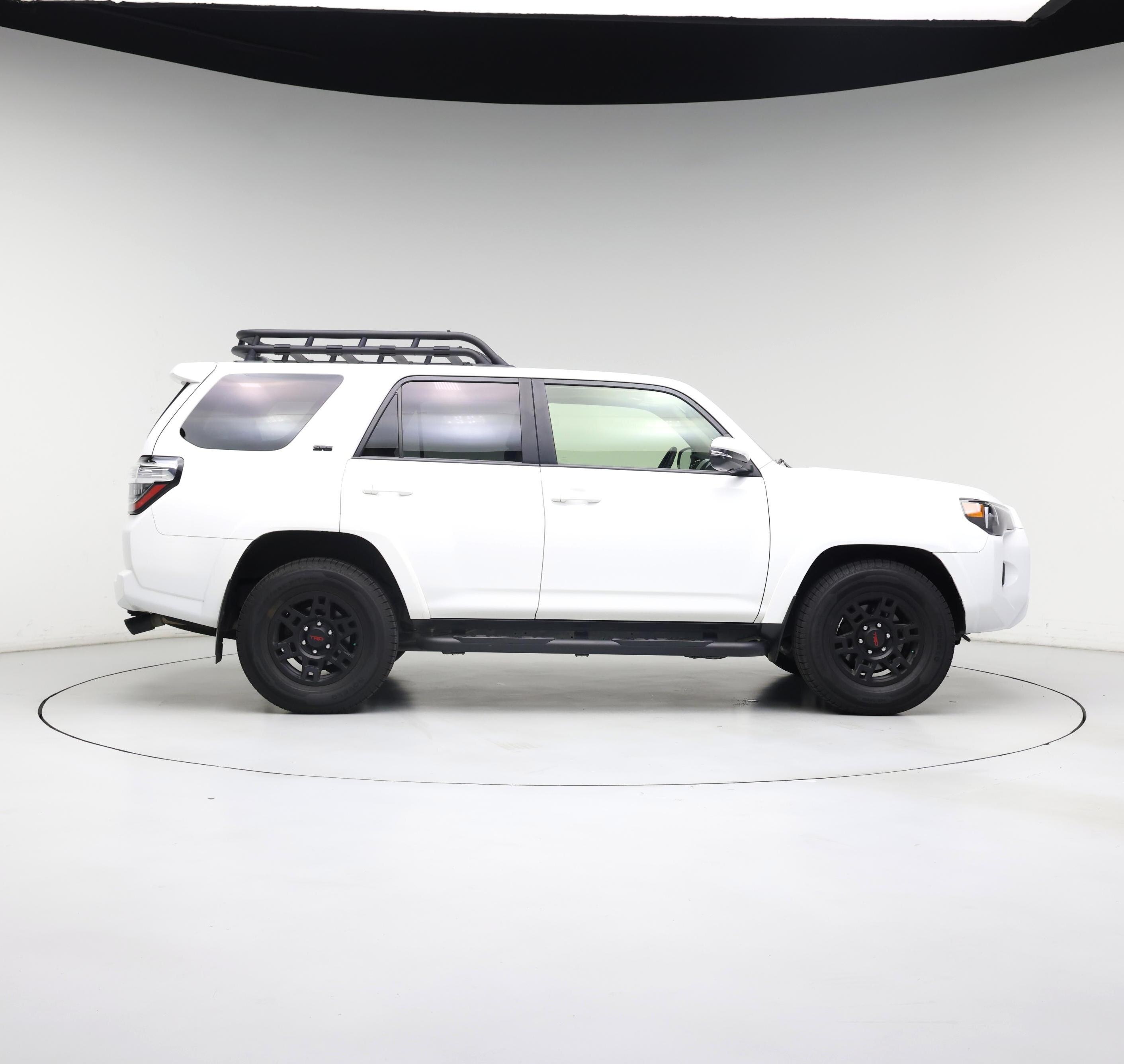 Thumbnail: 2022 Toyota 4Runner - 7