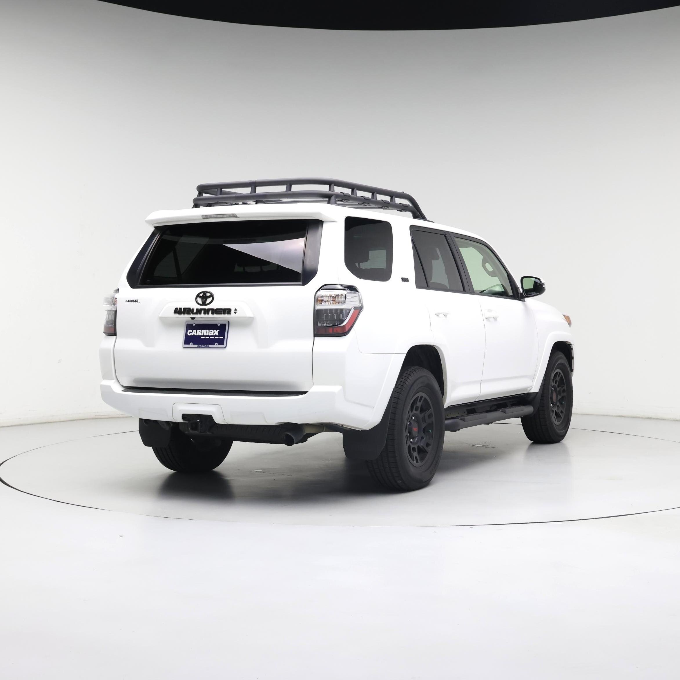 Thumbnail: 2022 Toyota 4Runner - 8