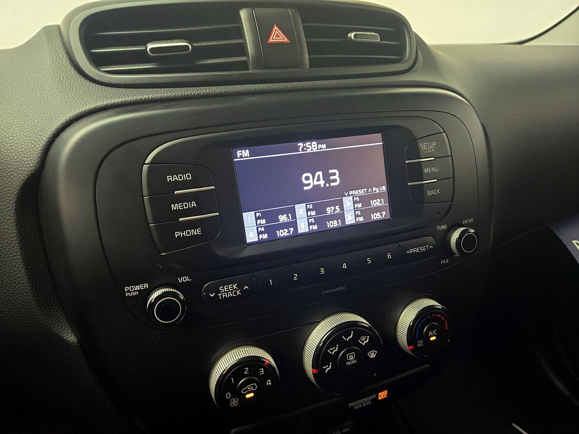 Thumbnail: 2018 Kia Soul - 14