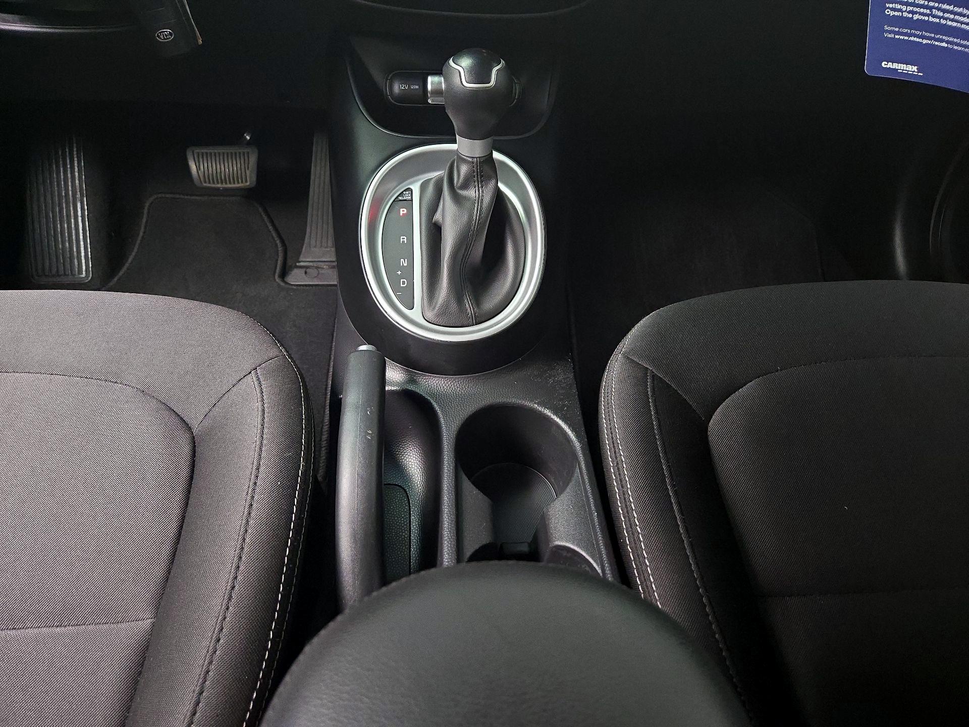 Thumbnail: 2018 Kia Soul - 16