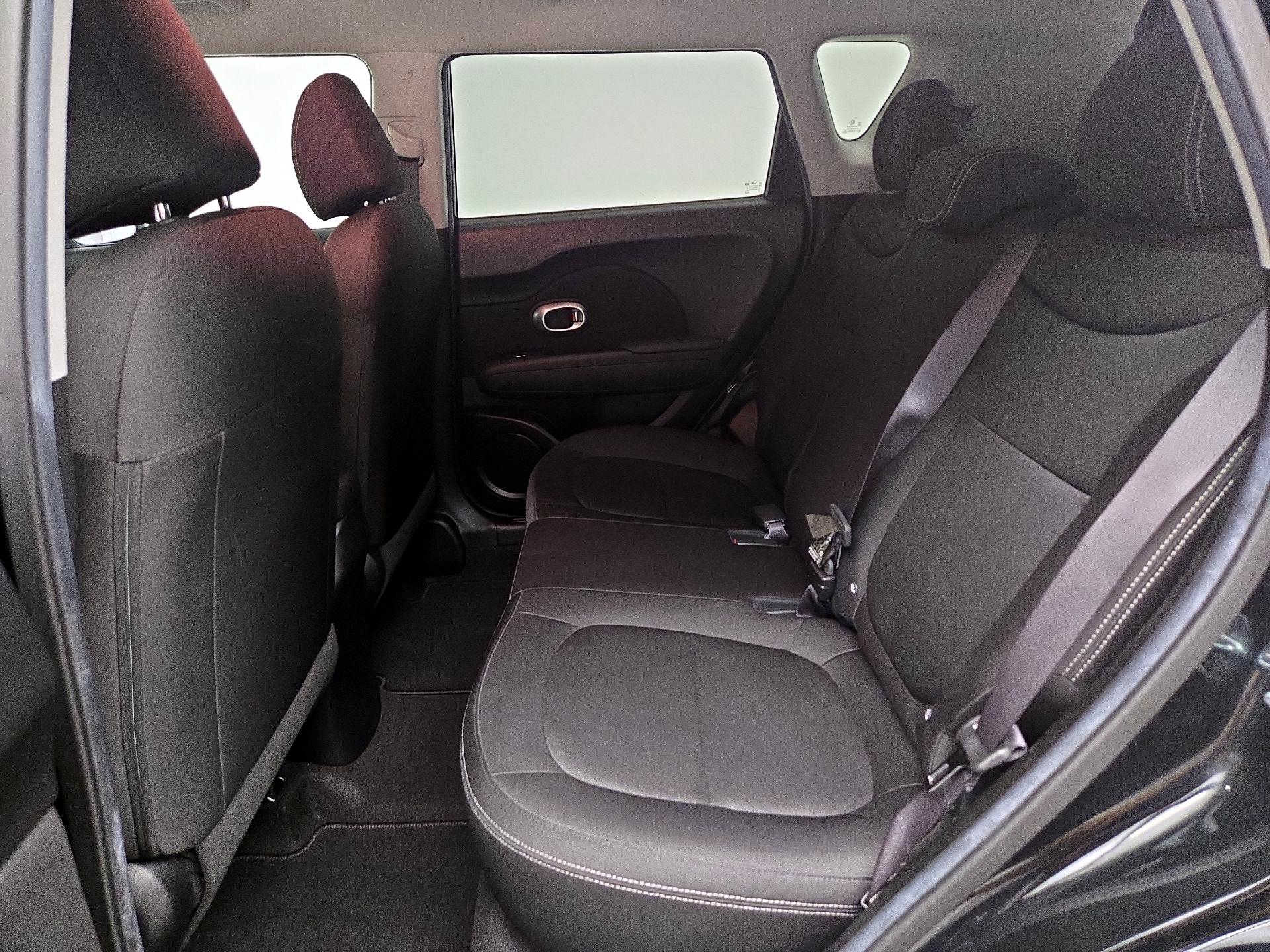 Thumbnail: 2018 Kia Soul - 18