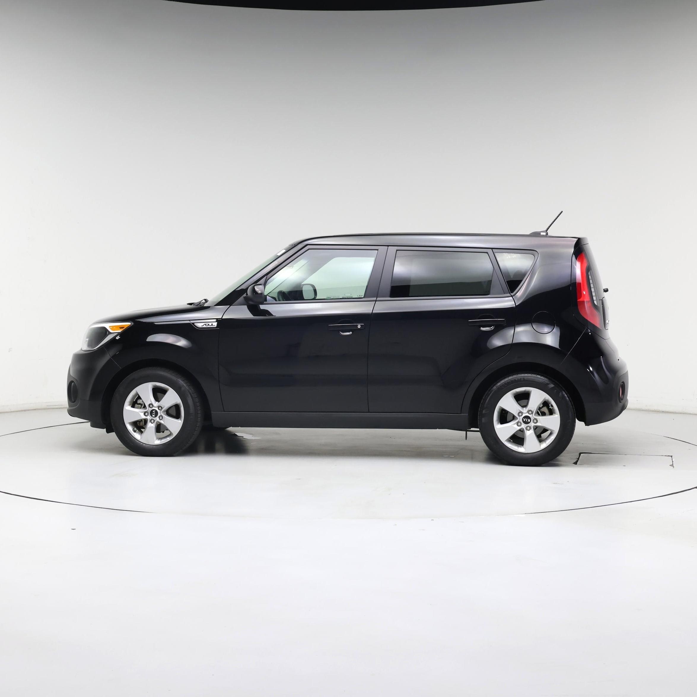 Thumbnail: 2018 Kia Soul - 3