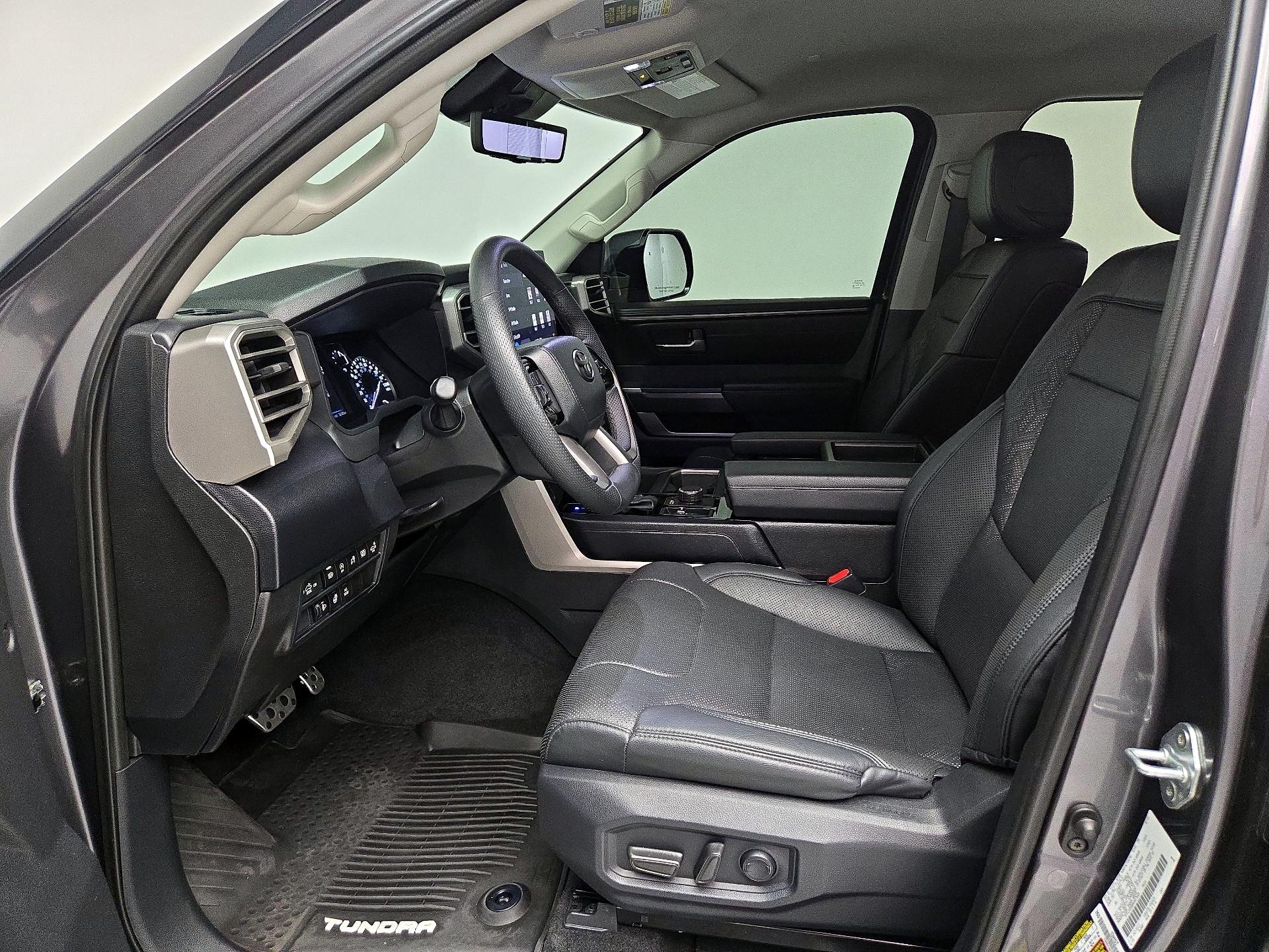 Thumbnail: 2022 Toyota Tundra - 11
