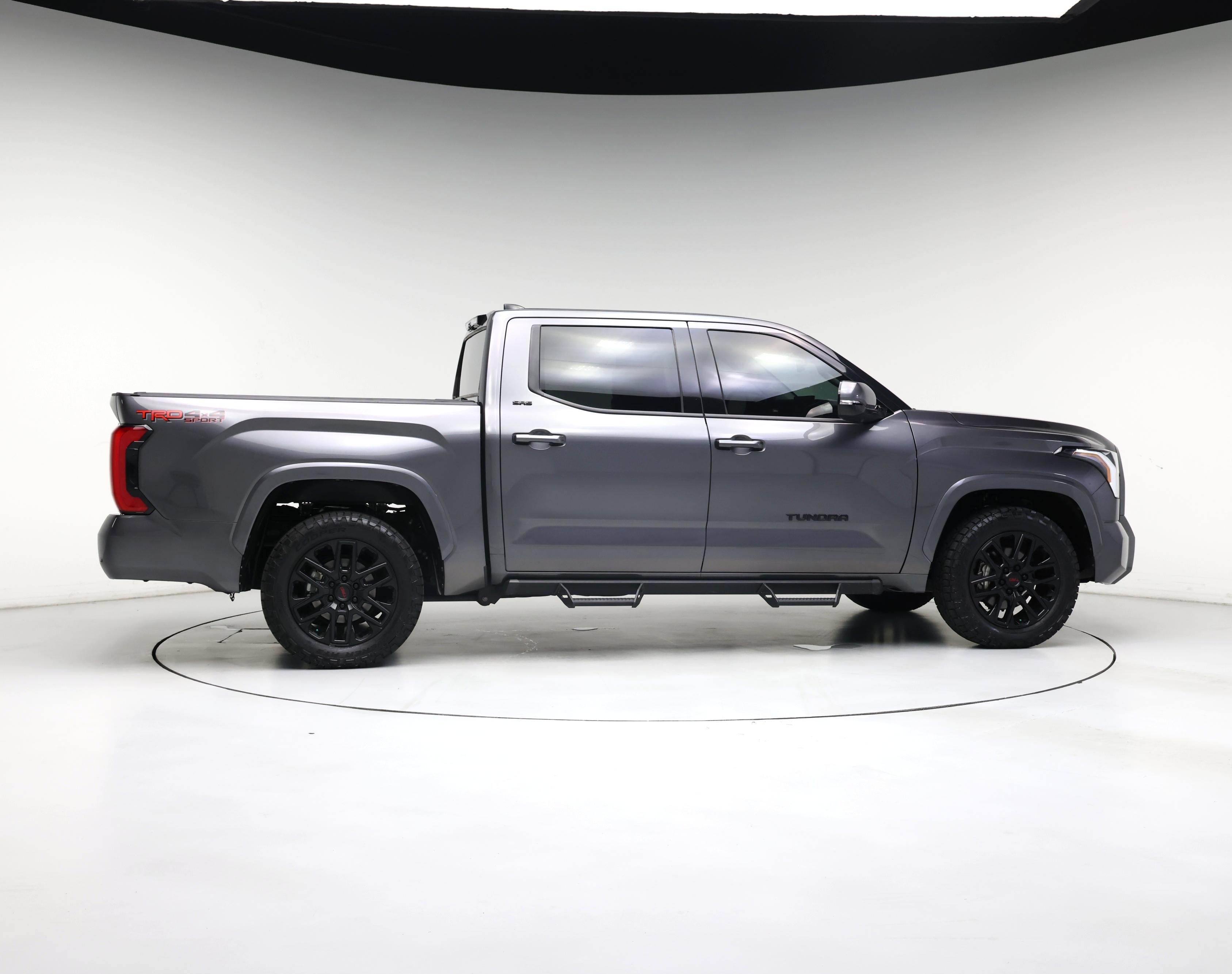 Thumbnail: 2022 Toyota Tundra - 7