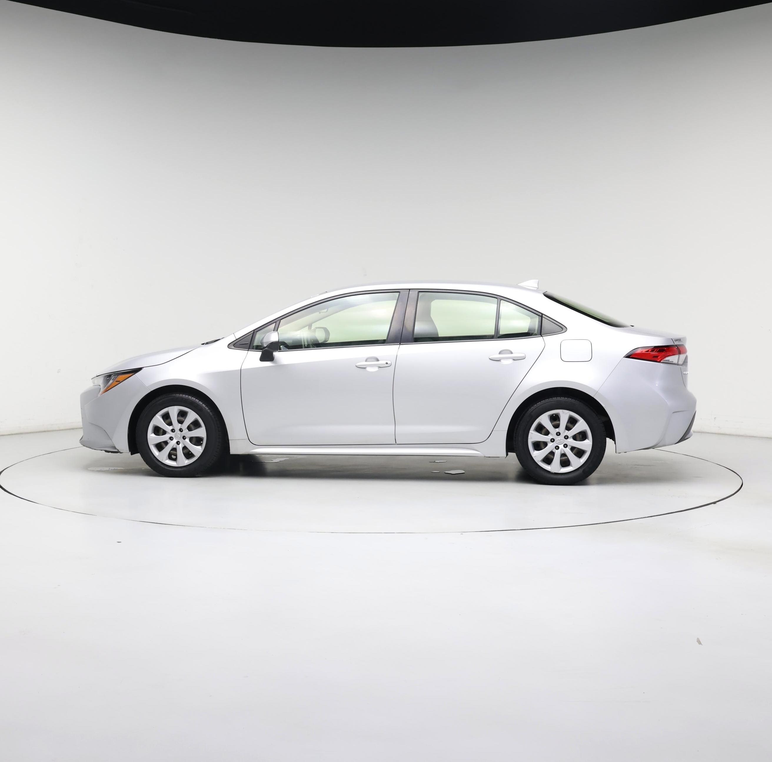 Thumbnail: 2021 Toyota Corolla - 3
