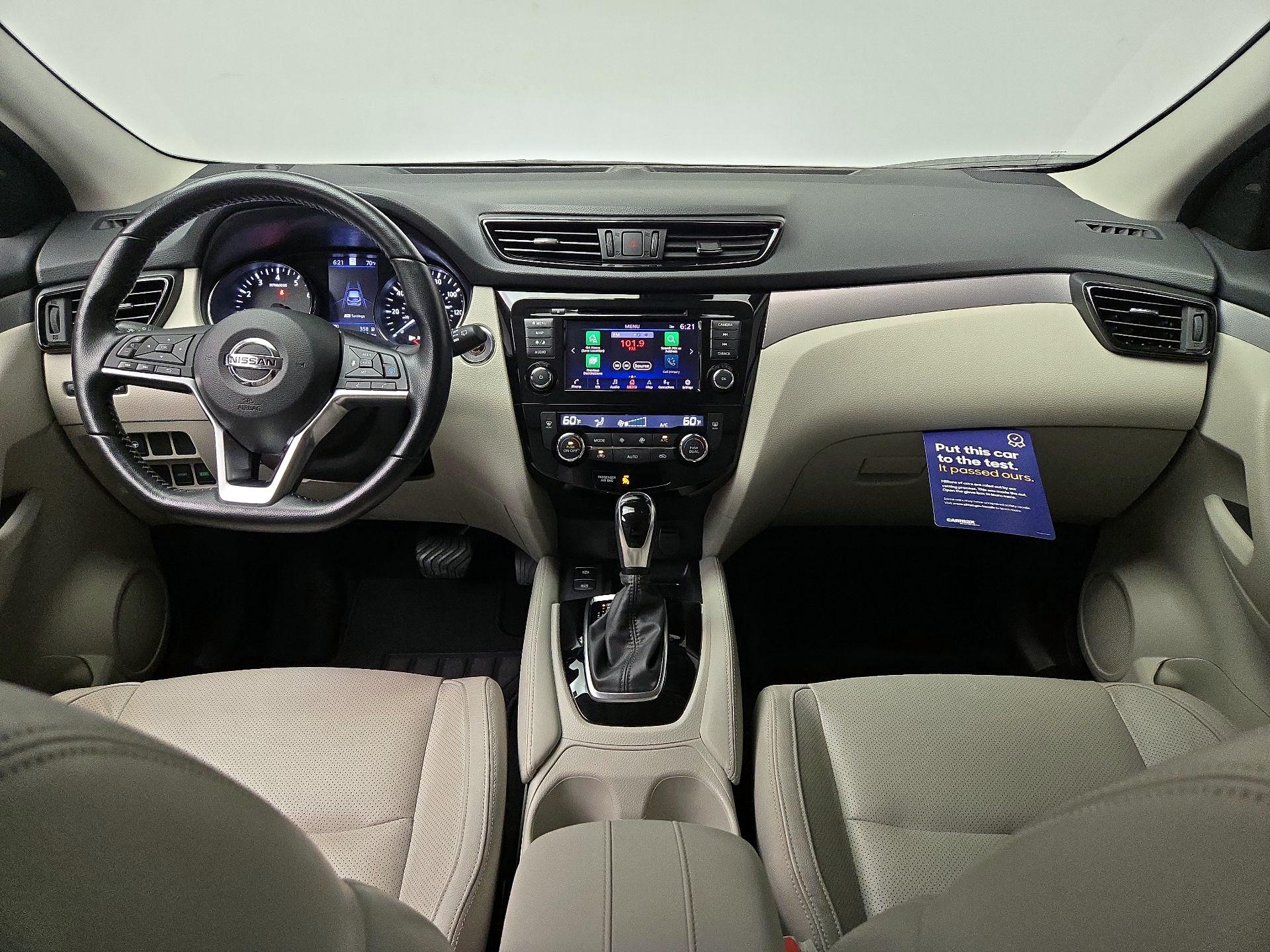 Thumbnail: 2020 Nissan Rogue Sport - 9