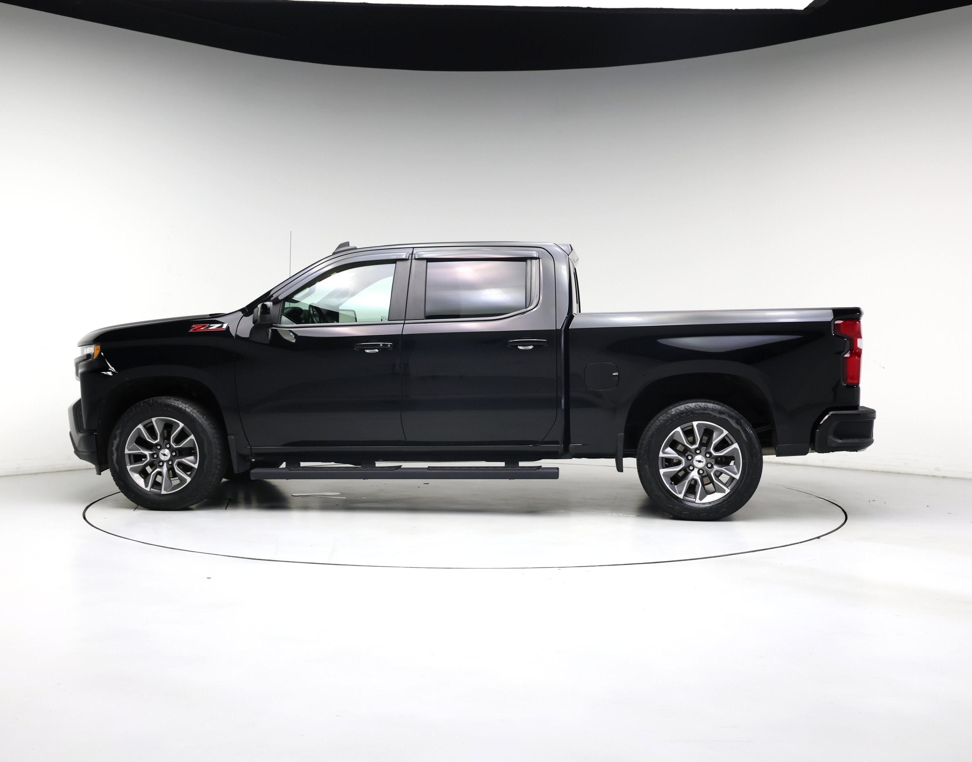 Thumbnail: 2020 Chevrolet Silverado 1500 - 3