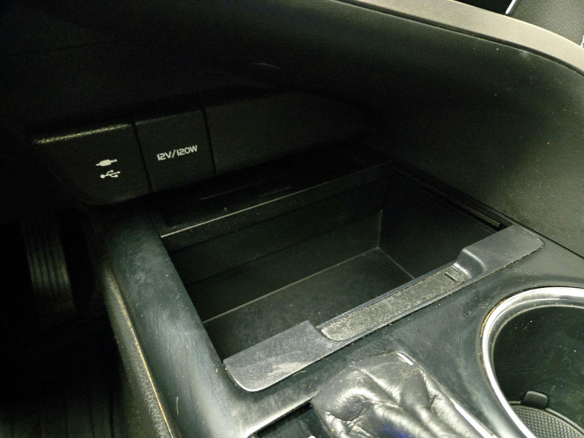 Thumbnail: 2019 Toyota Camry - 19