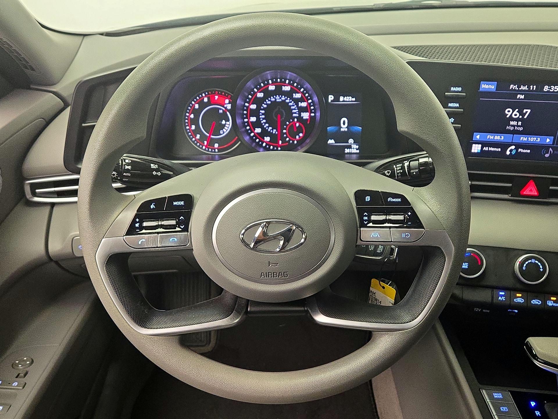 Thumbnail: 2023 Hyundai Elantra - 10