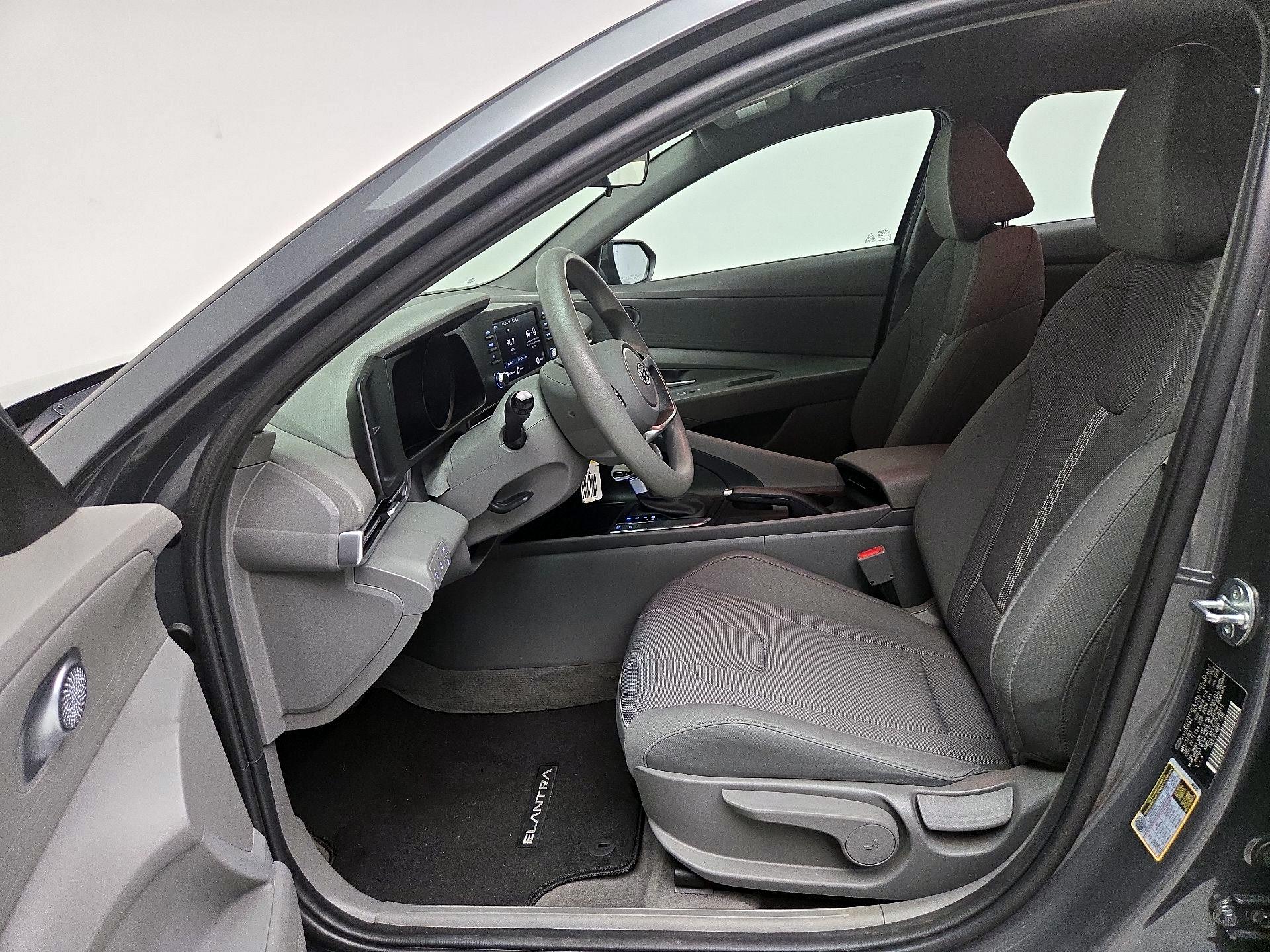 Thumbnail: 2023 Hyundai Elantra - 11
