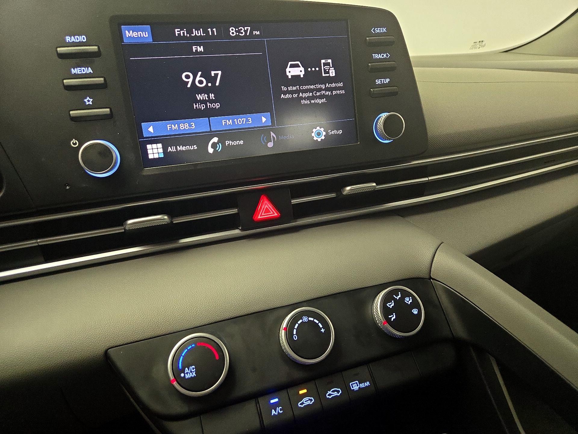 Thumbnail: 2023 Hyundai Elantra - 16