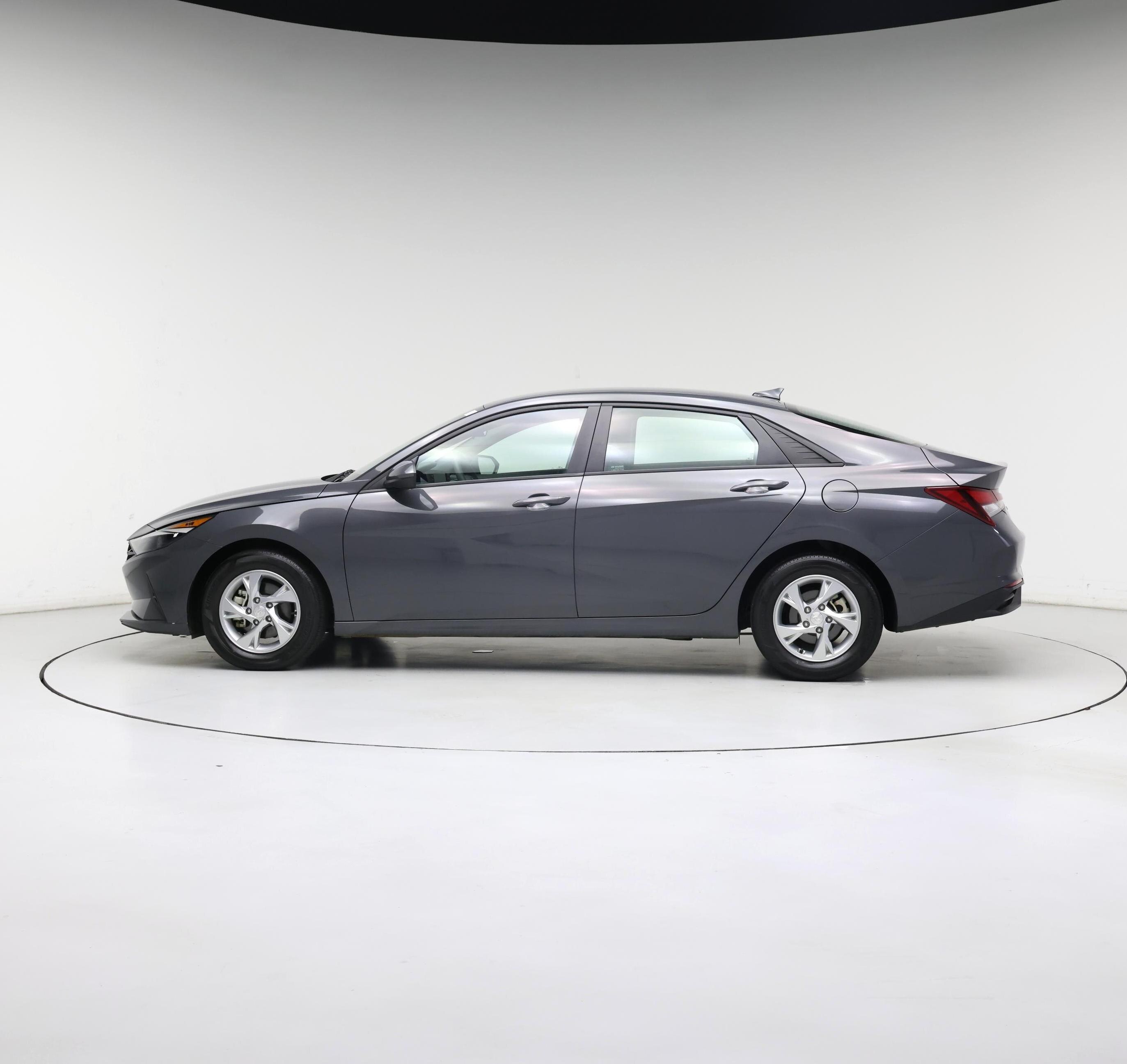 Thumbnail: 2023 Hyundai Elantra - 3