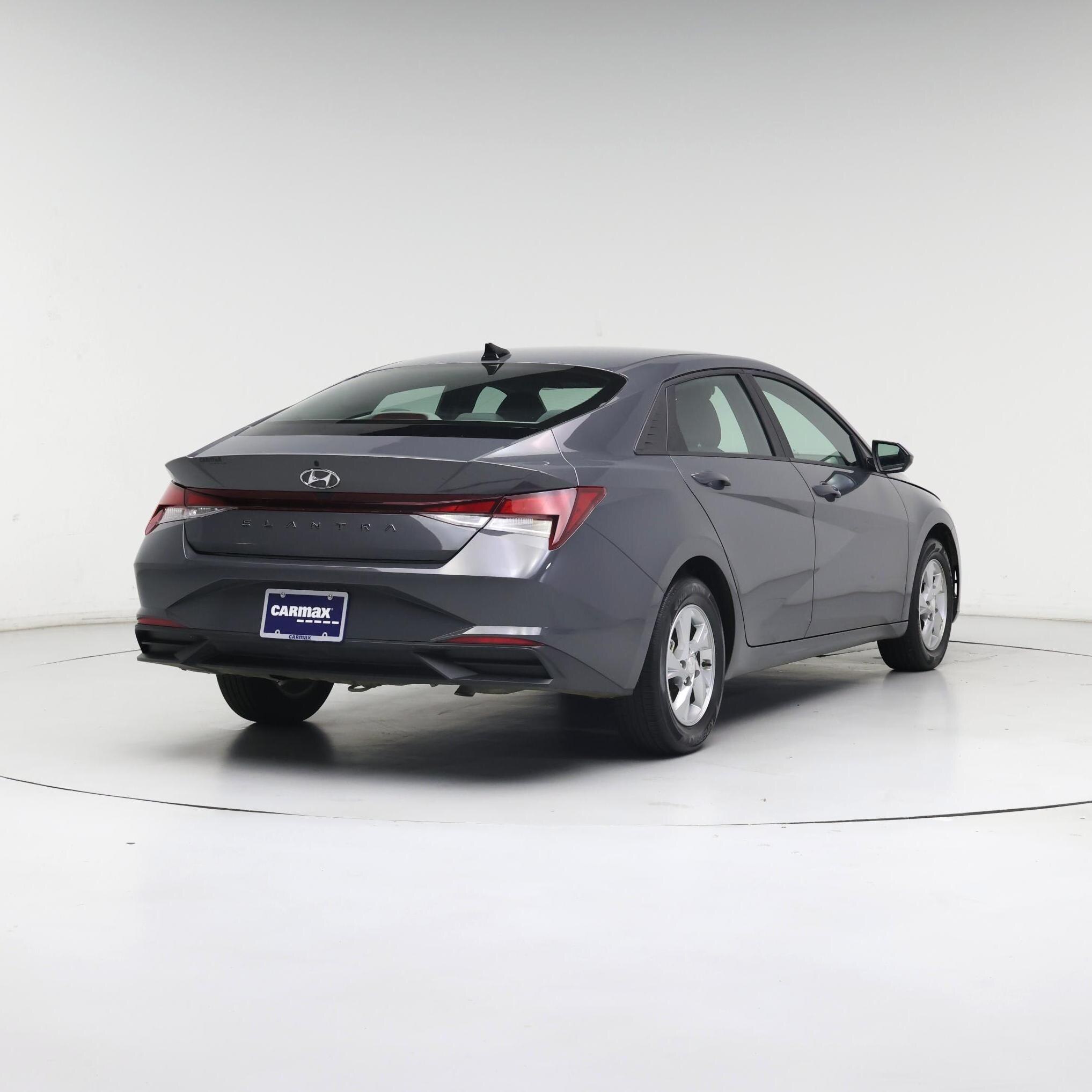 Thumbnail: 2023 Hyundai Elantra - 8