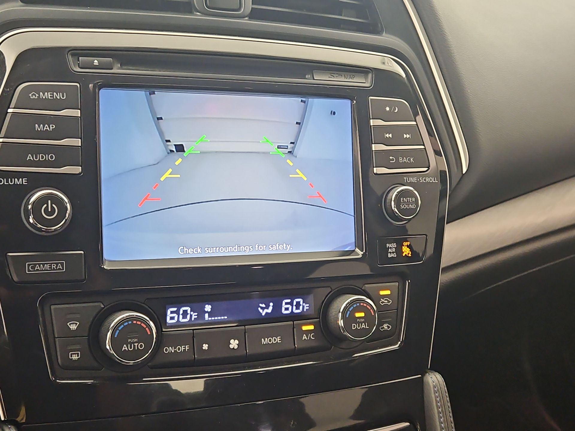 Thumbnail: 2016 Nissan Maxima - 15
